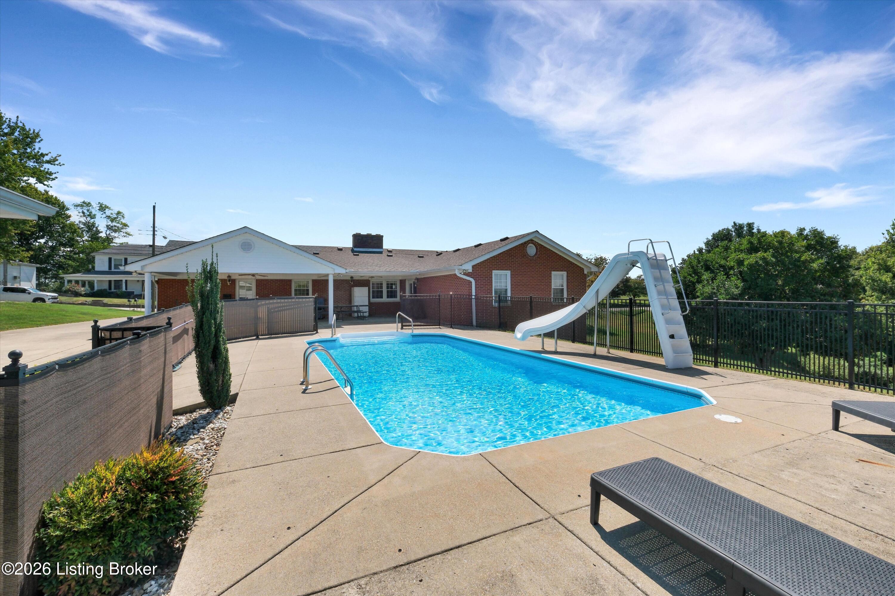 10382 Main St Property Photo 55