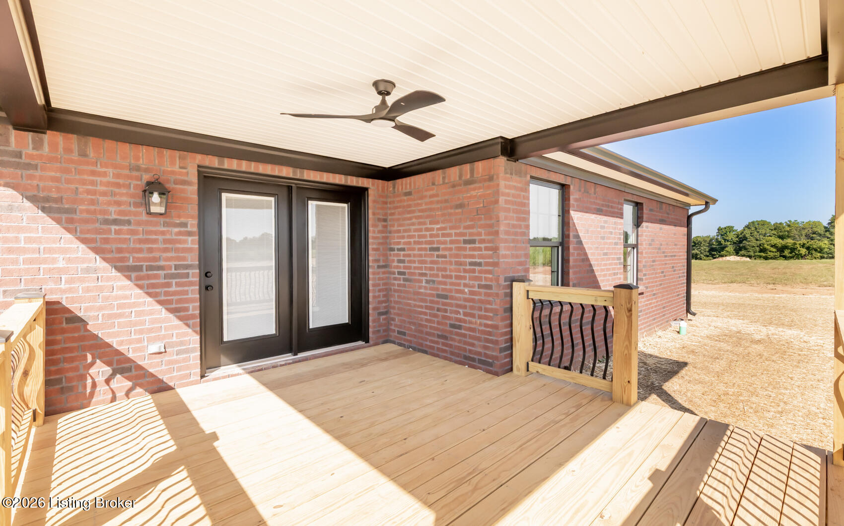 122 Woodford Dr Property Photo 11