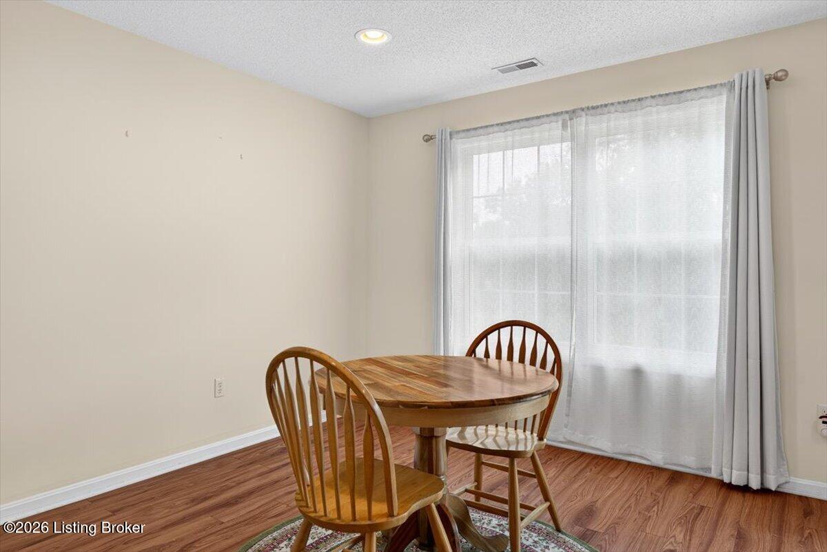 2038 Hearthside Cir Property Photo 6
