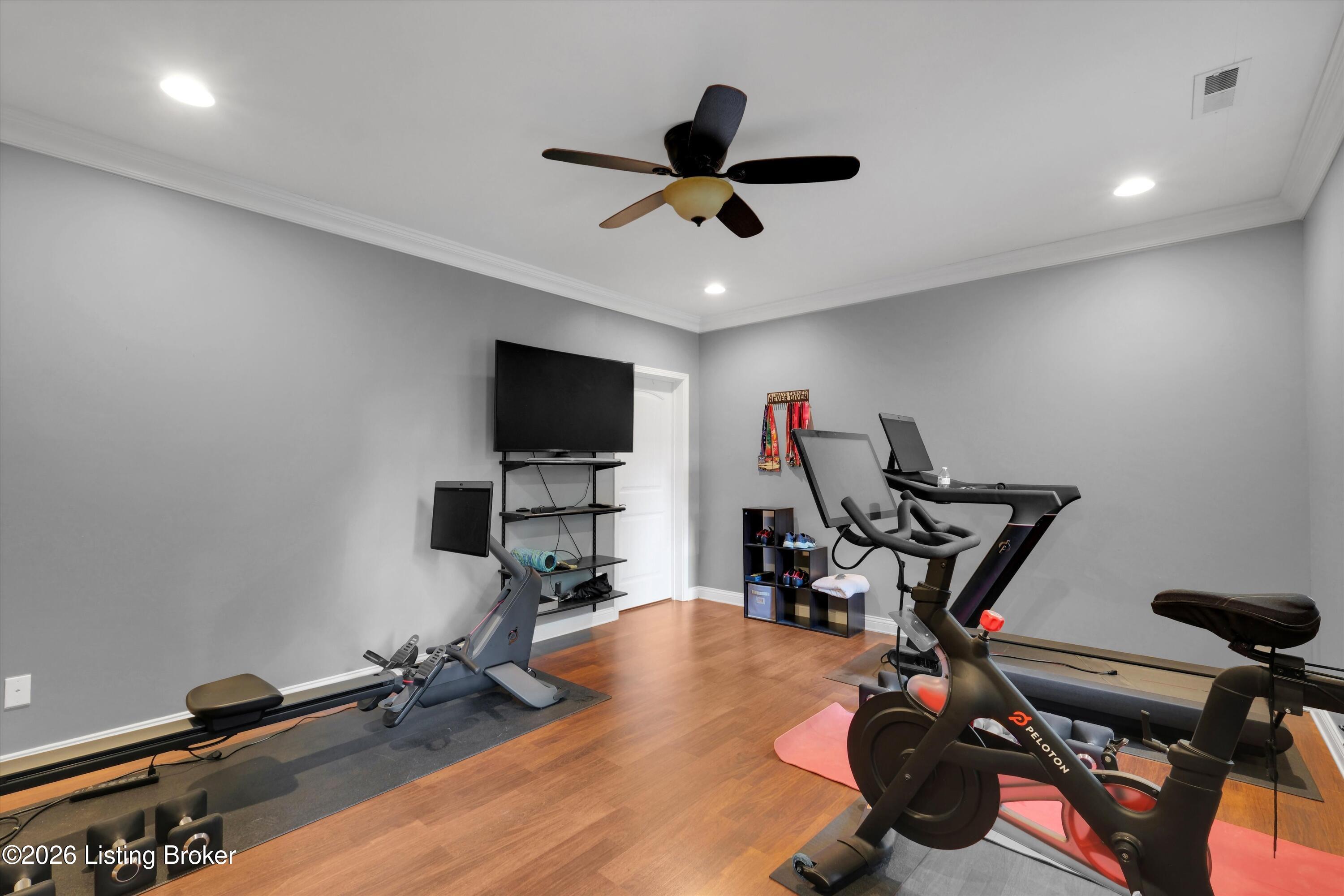 304 Serena Cir Property Photo 48