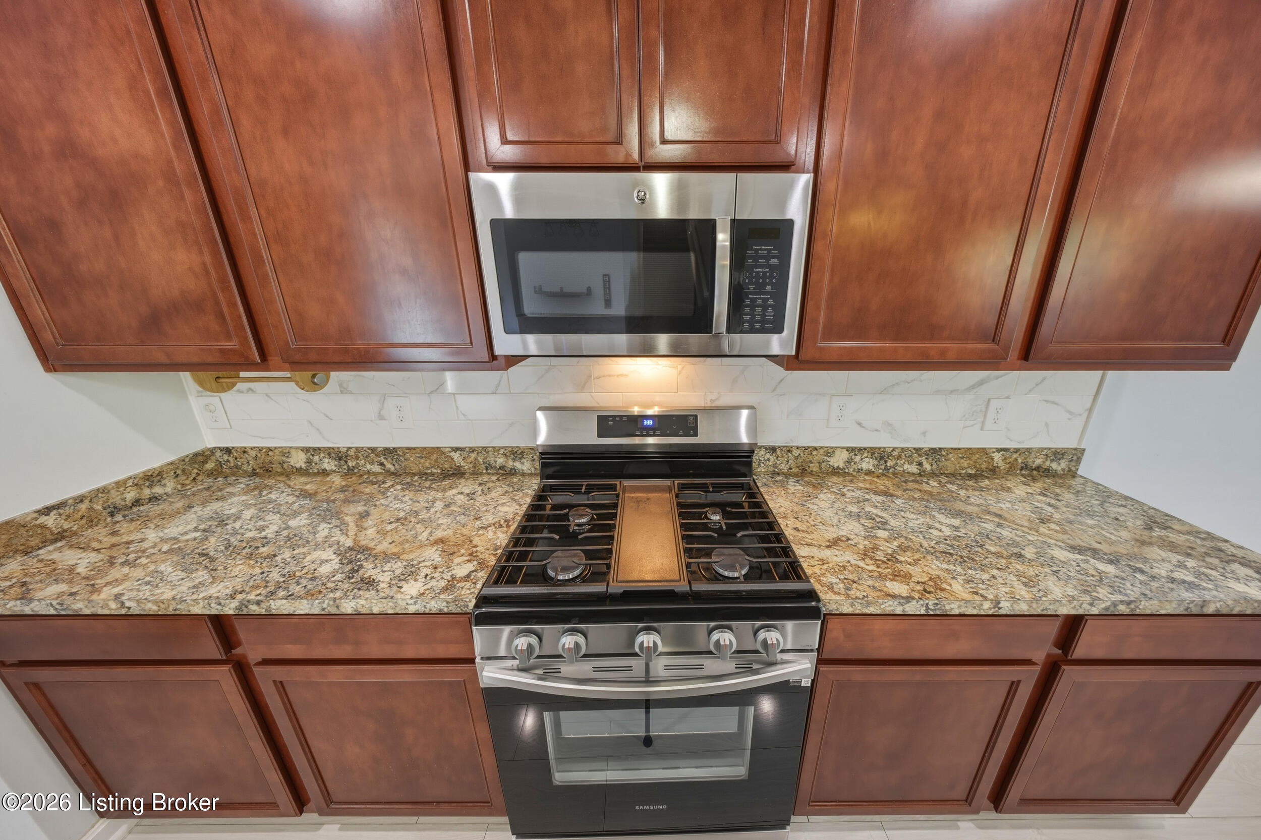 12103 Parkview Trace Dr Property Photo 10