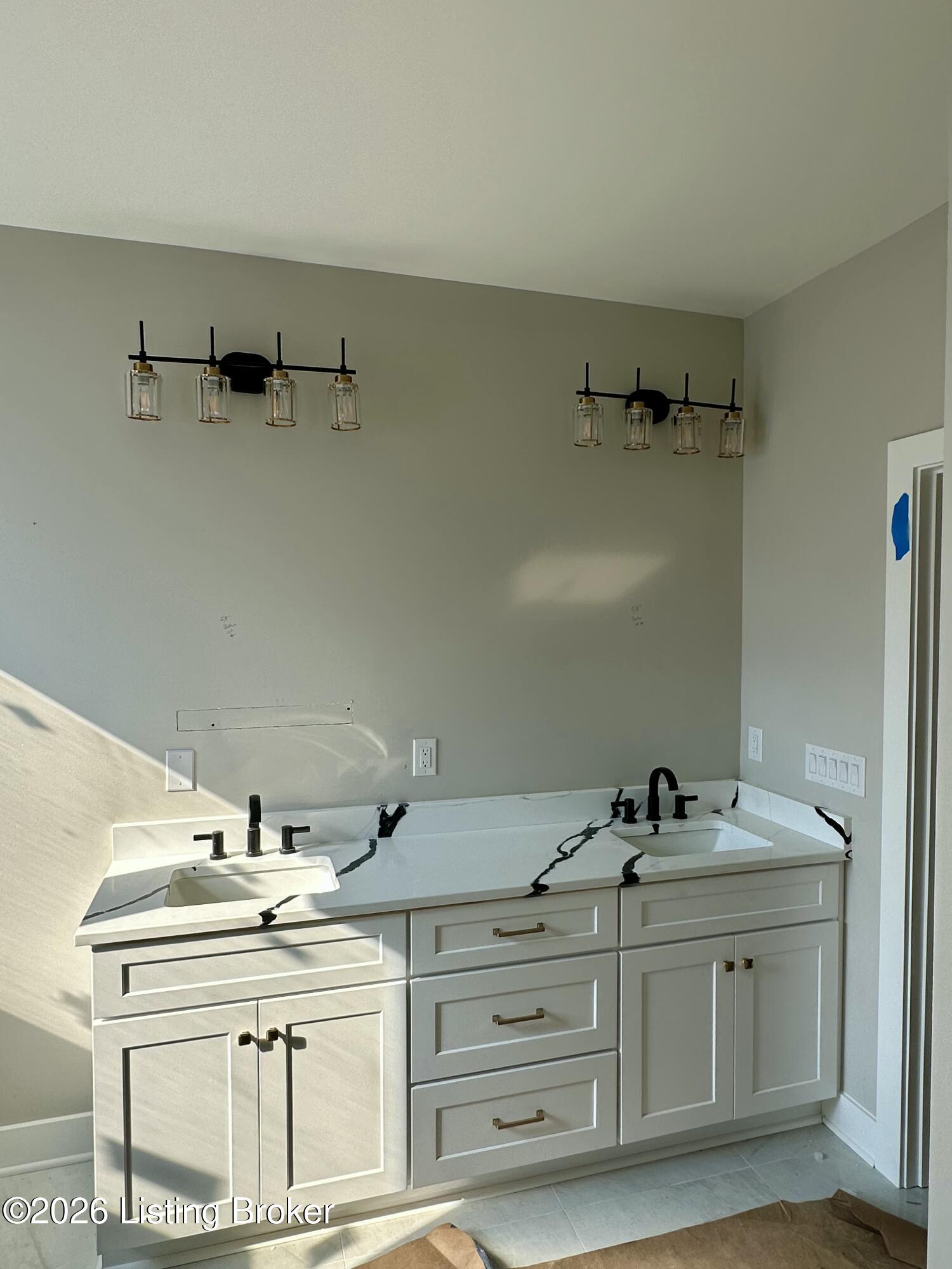 6496 Sunset Cir Property Photo 15