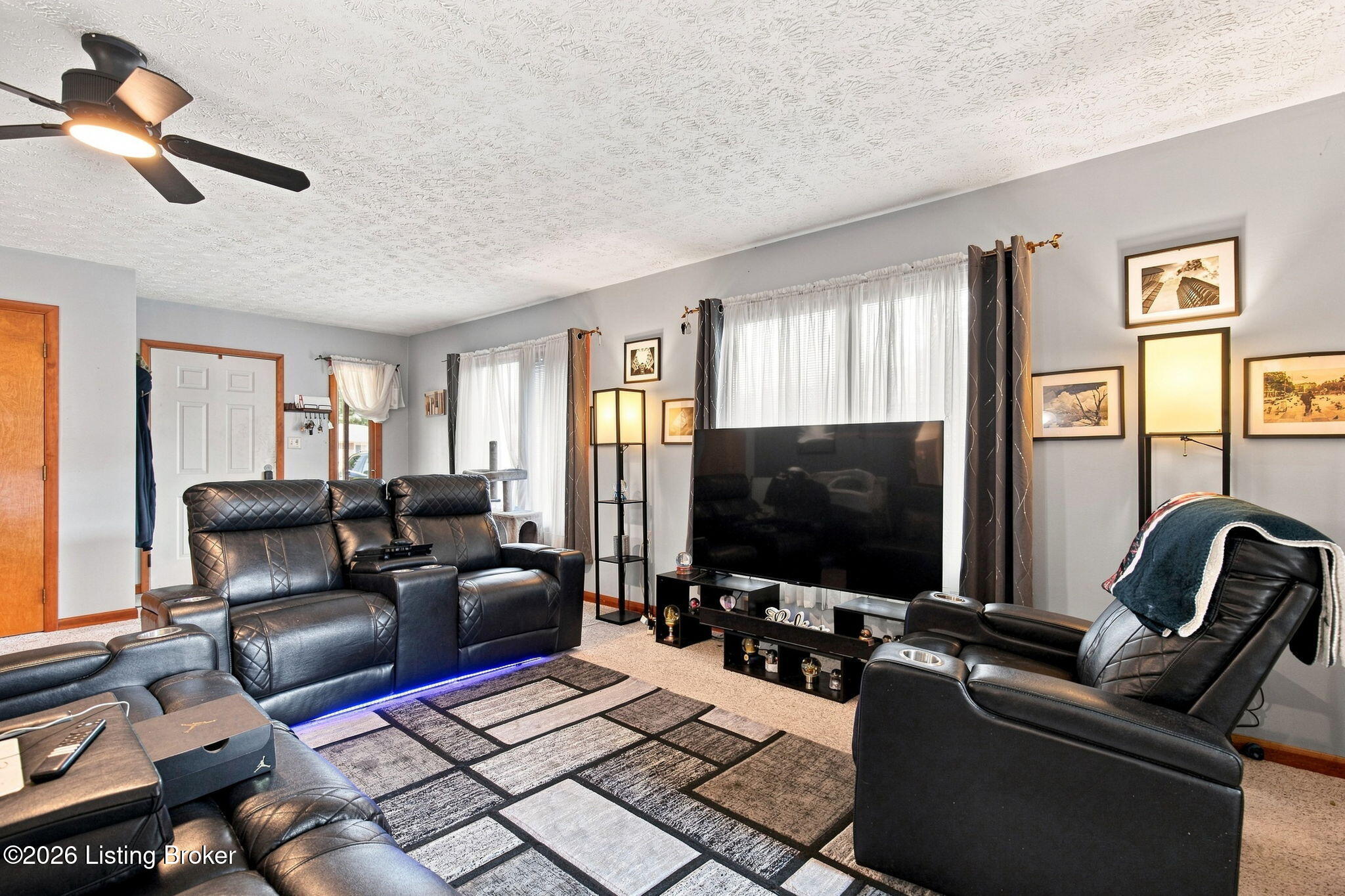 5012 W Pages Ln Property Photo 18