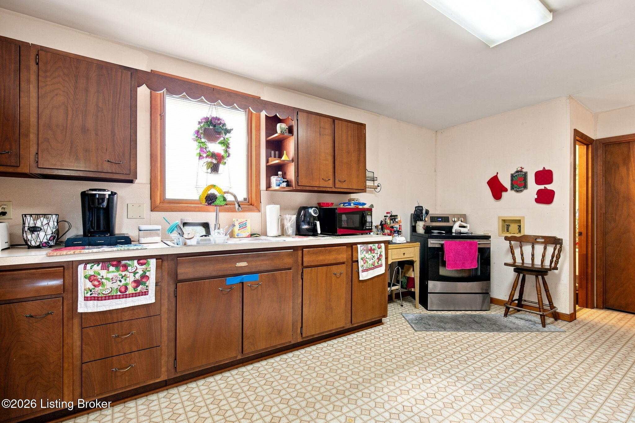 5012 W Pages Ln Property Photo 45