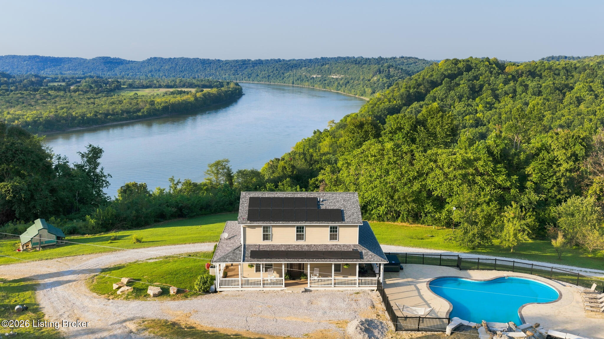 1700 Cedar Flats Rd Property Photo 2