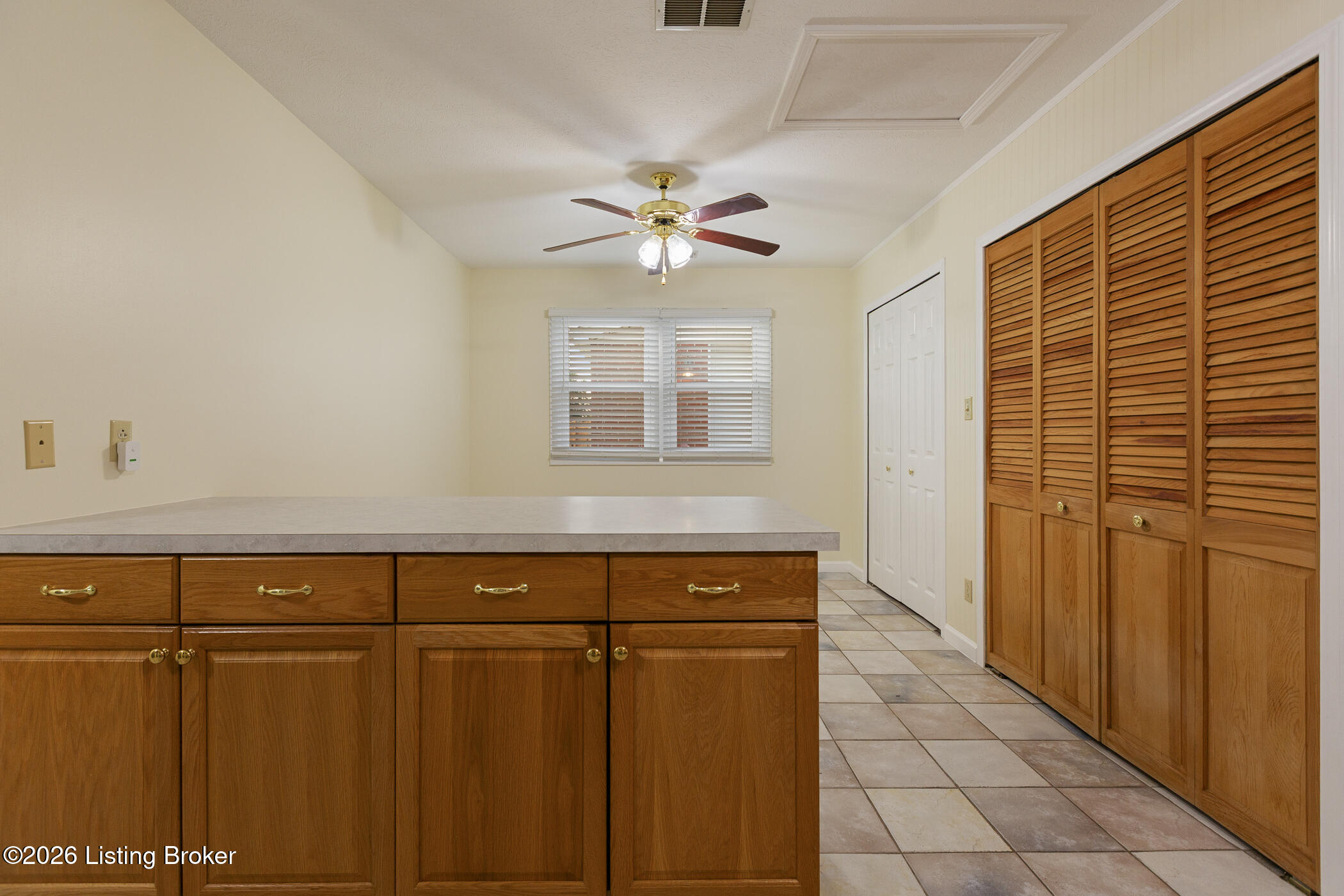6413 Venango Dr Property Photo 13