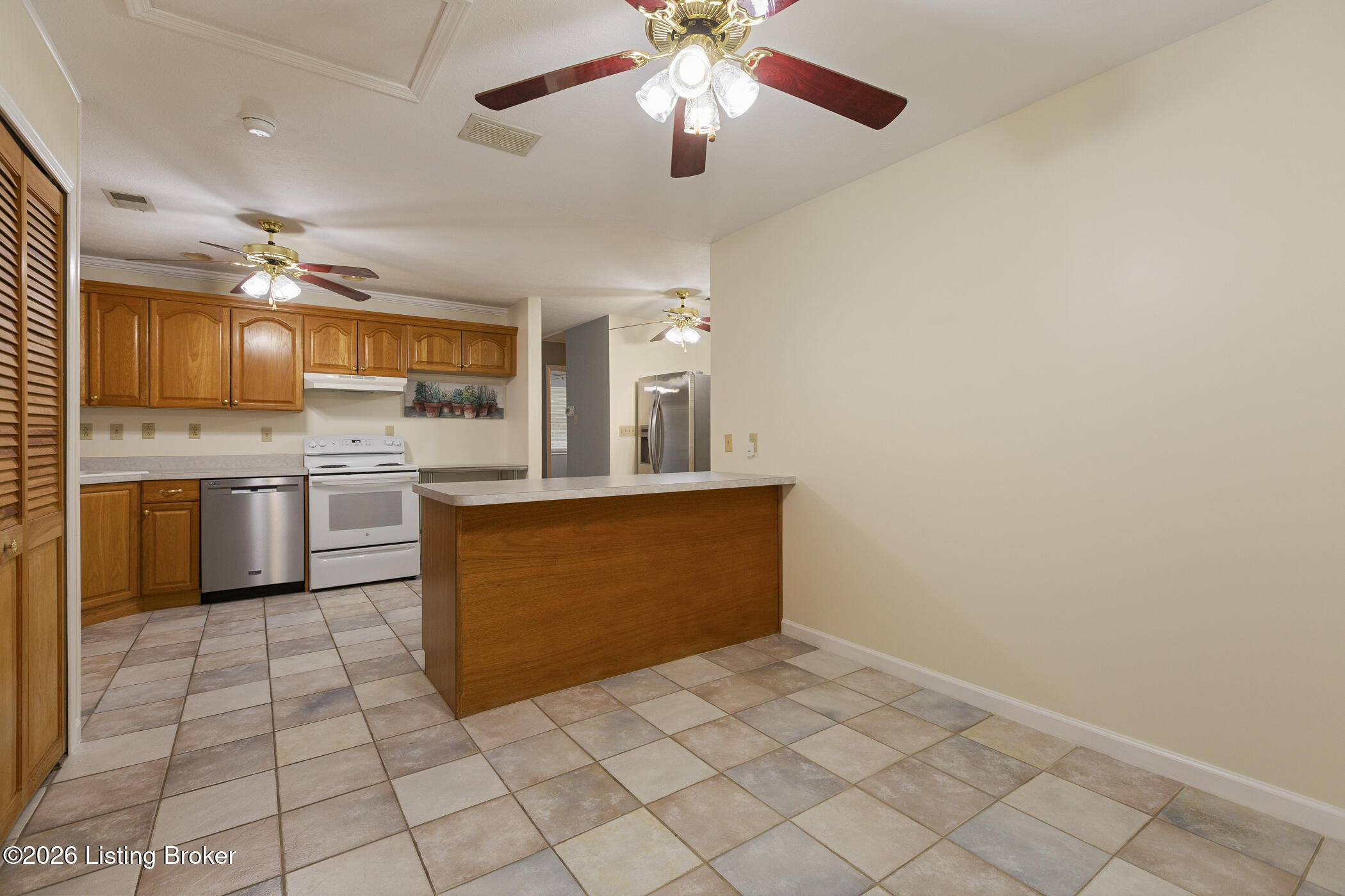 6413 Venango Dr Property Photo 16
