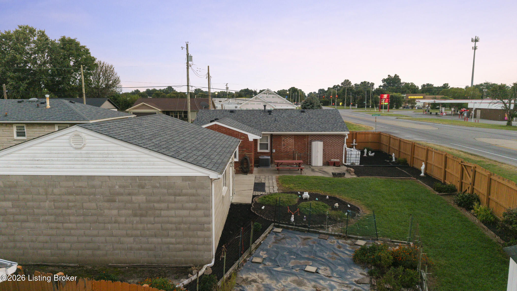 6413 Venango Dr Property Photo 34
