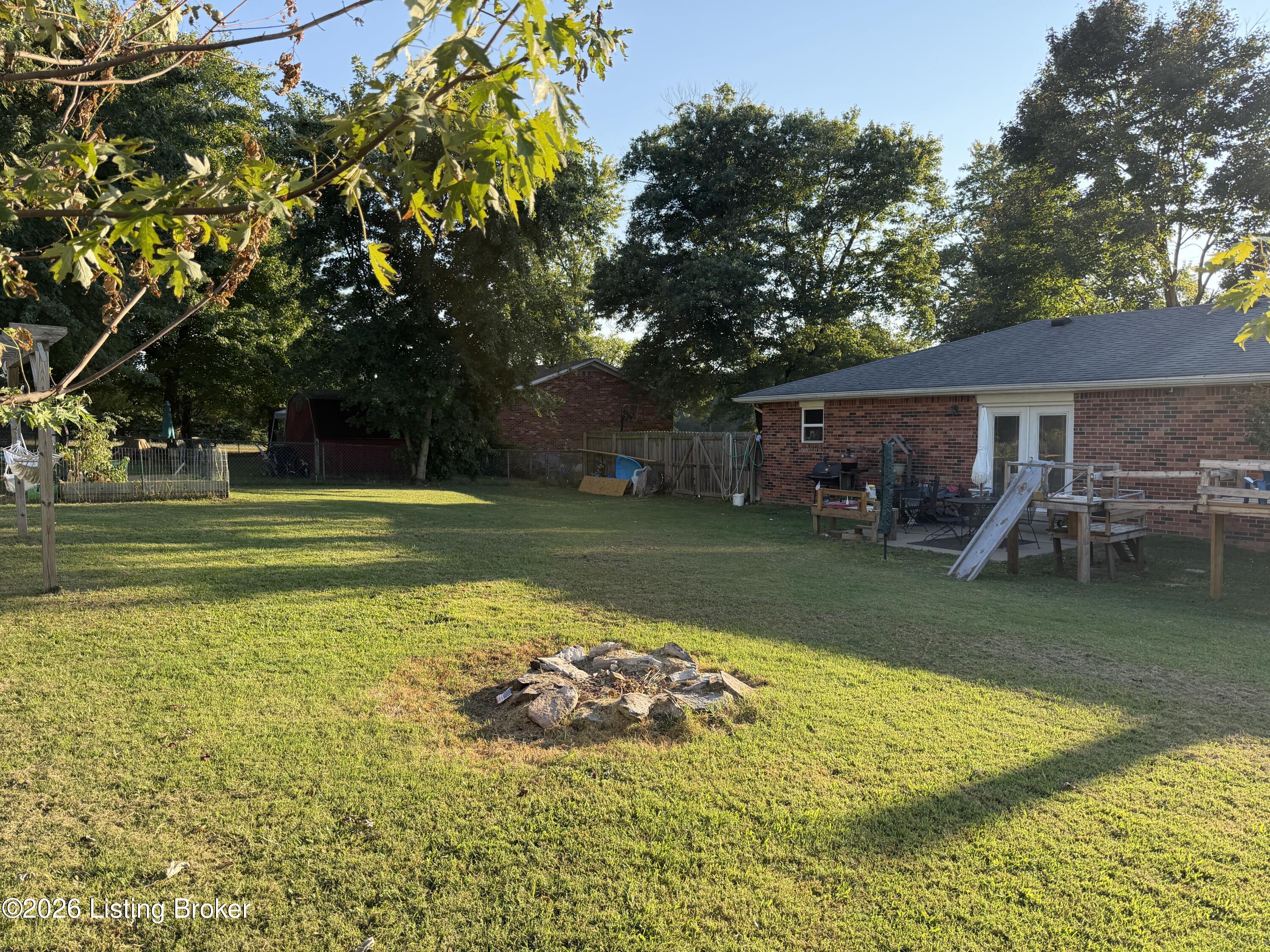 102 Heather Ct Property Photo 27
