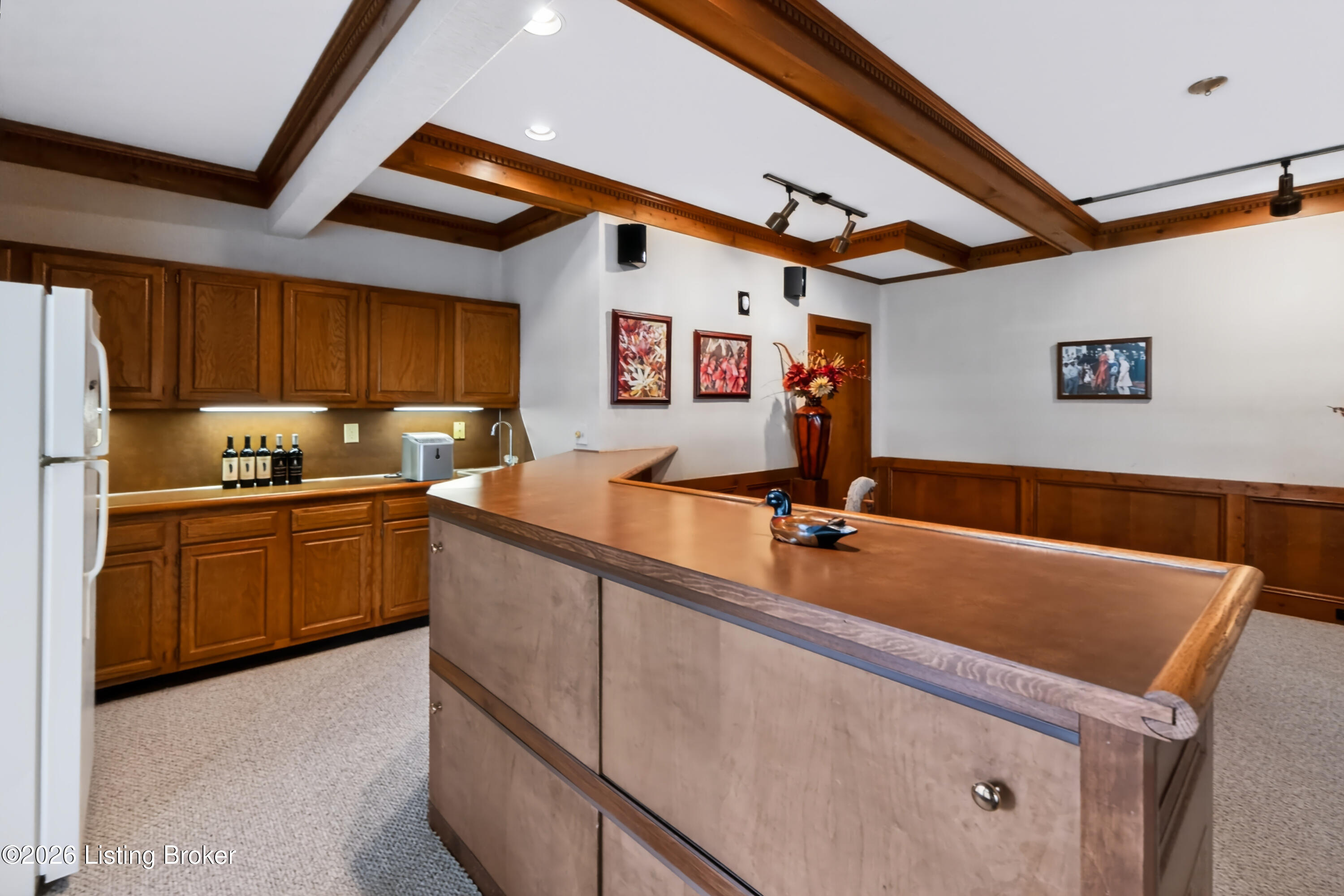 2400 Sir Roberts Way Property Photo 44