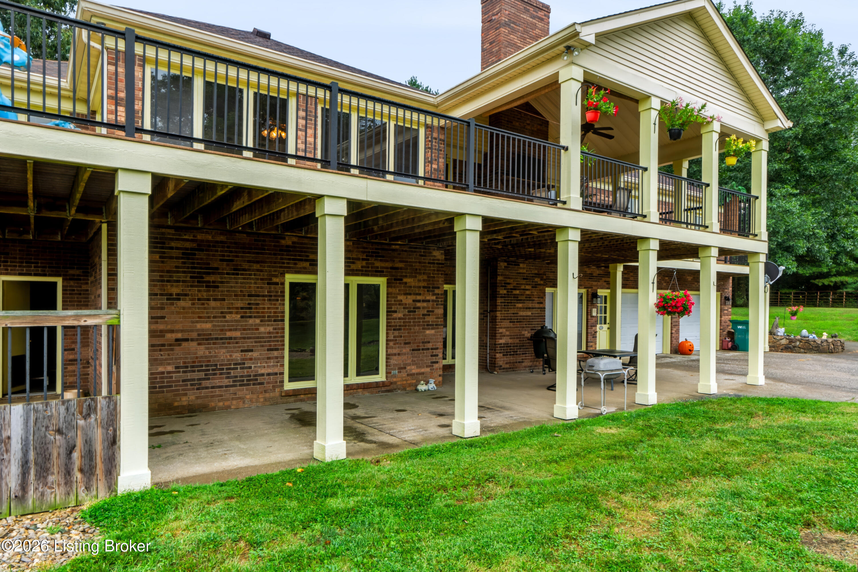 2400 Sir Roberts Way Property Photo 63