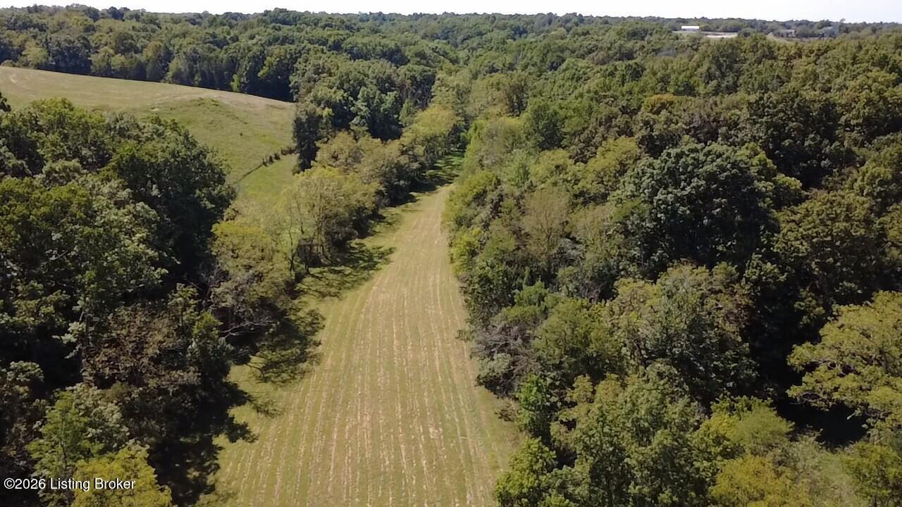Tr 12 & 13 Samples Ln Property Photo 12