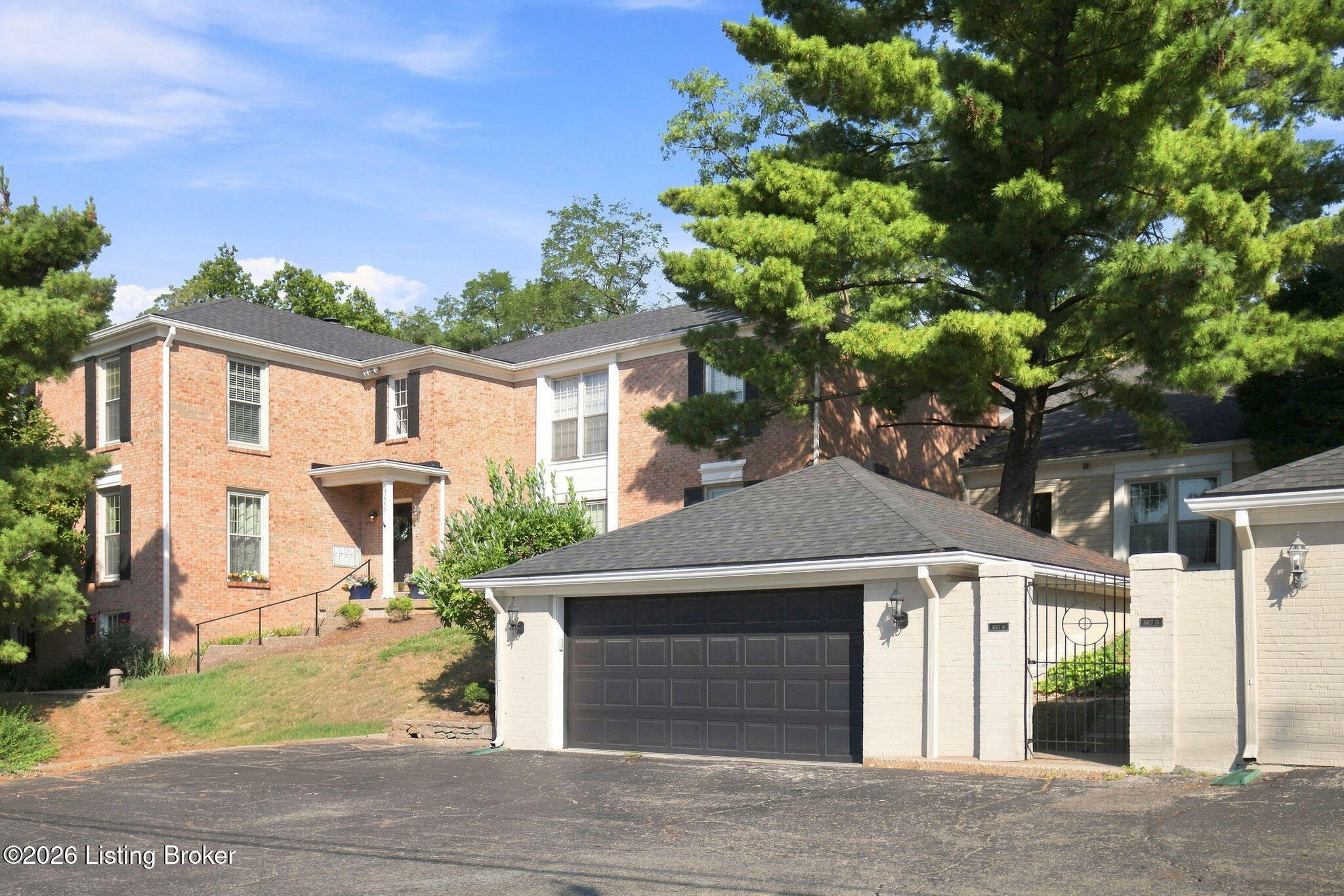 3607 Brownsboro Rd 16 Property Photo 6