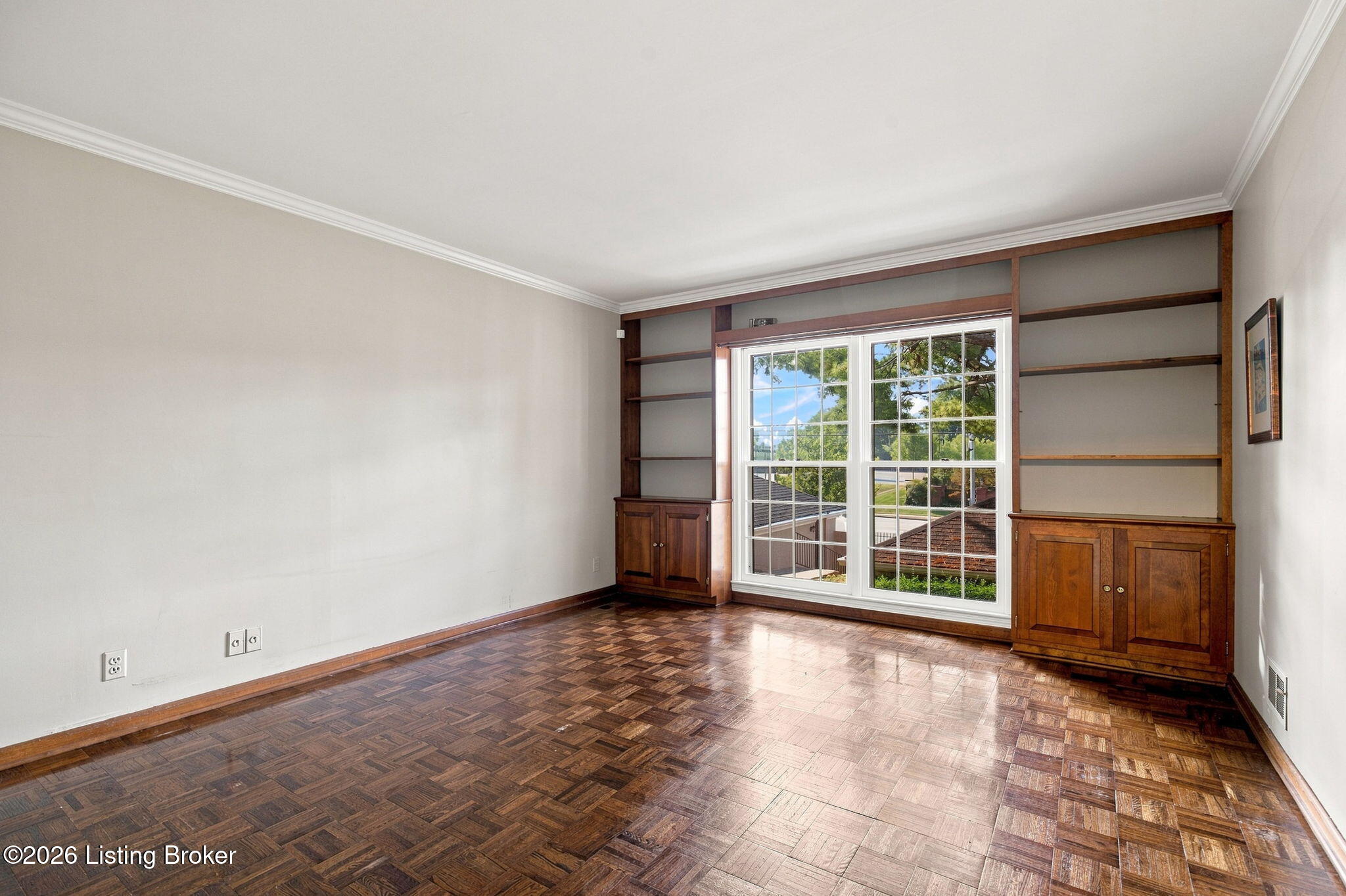 3607 Brownsboro Rd 16 Property Photo 18