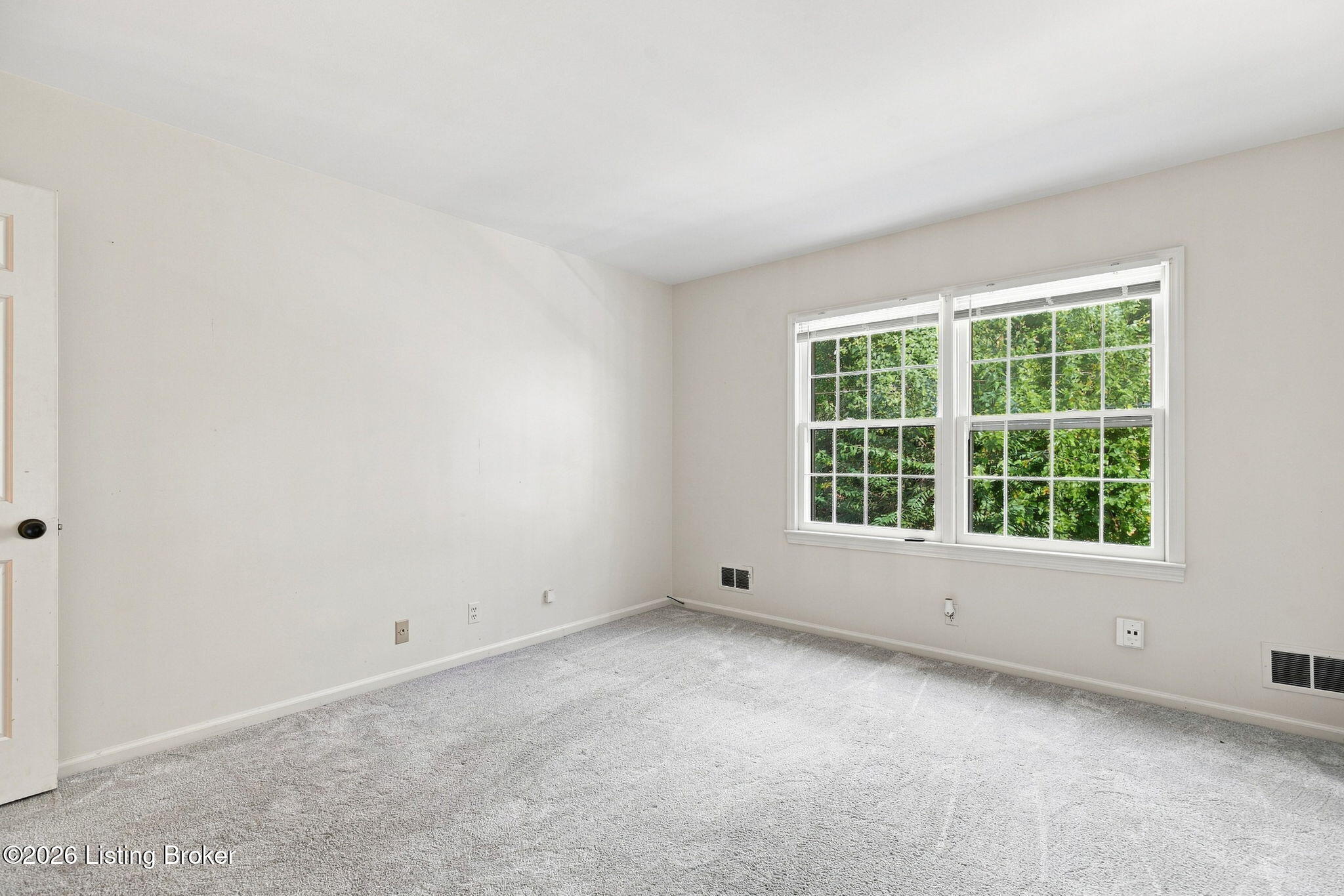 3607 Brownsboro Rd 16 Property Photo 30