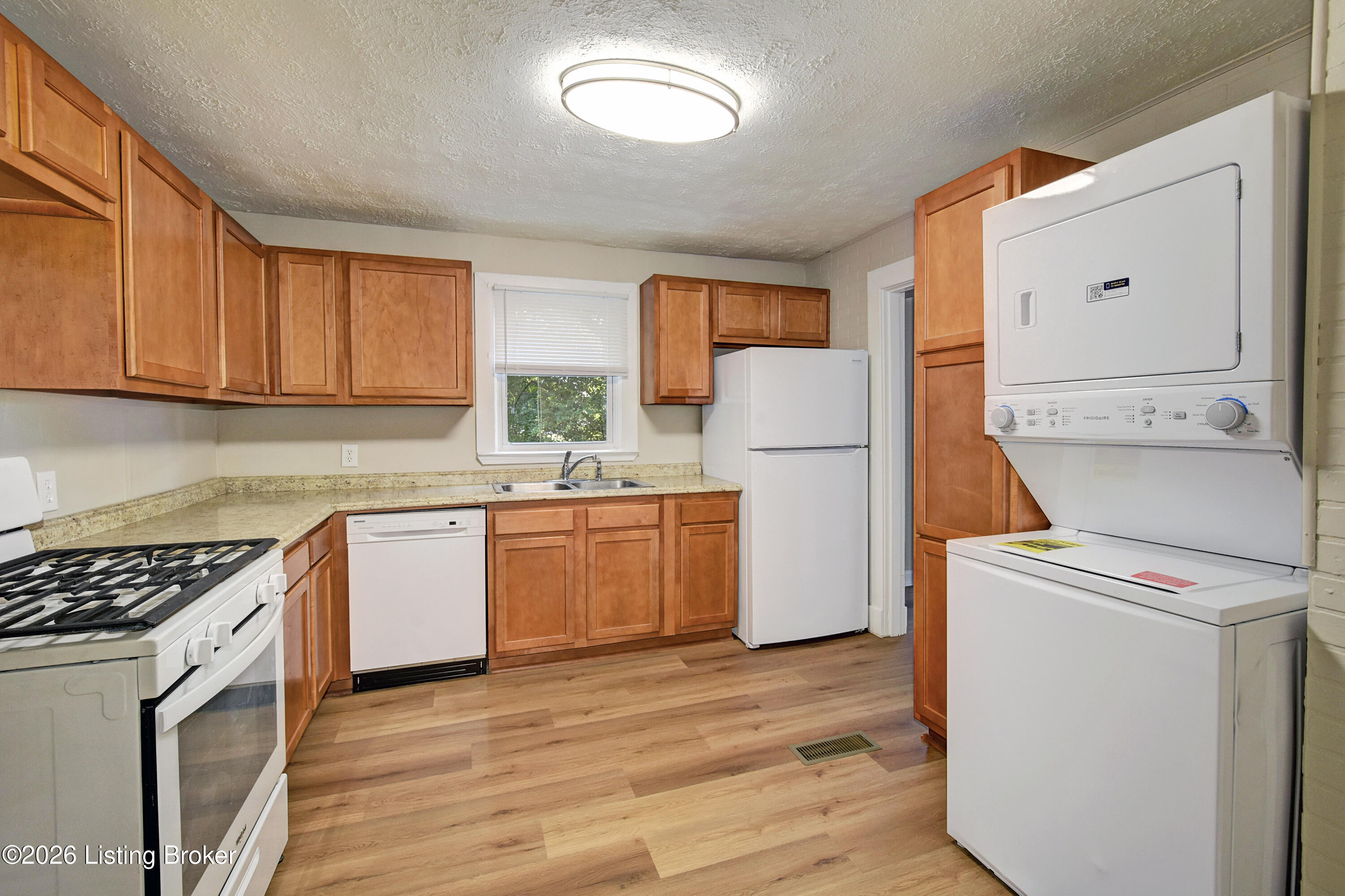 4308 Wells Dr Property Photo 7