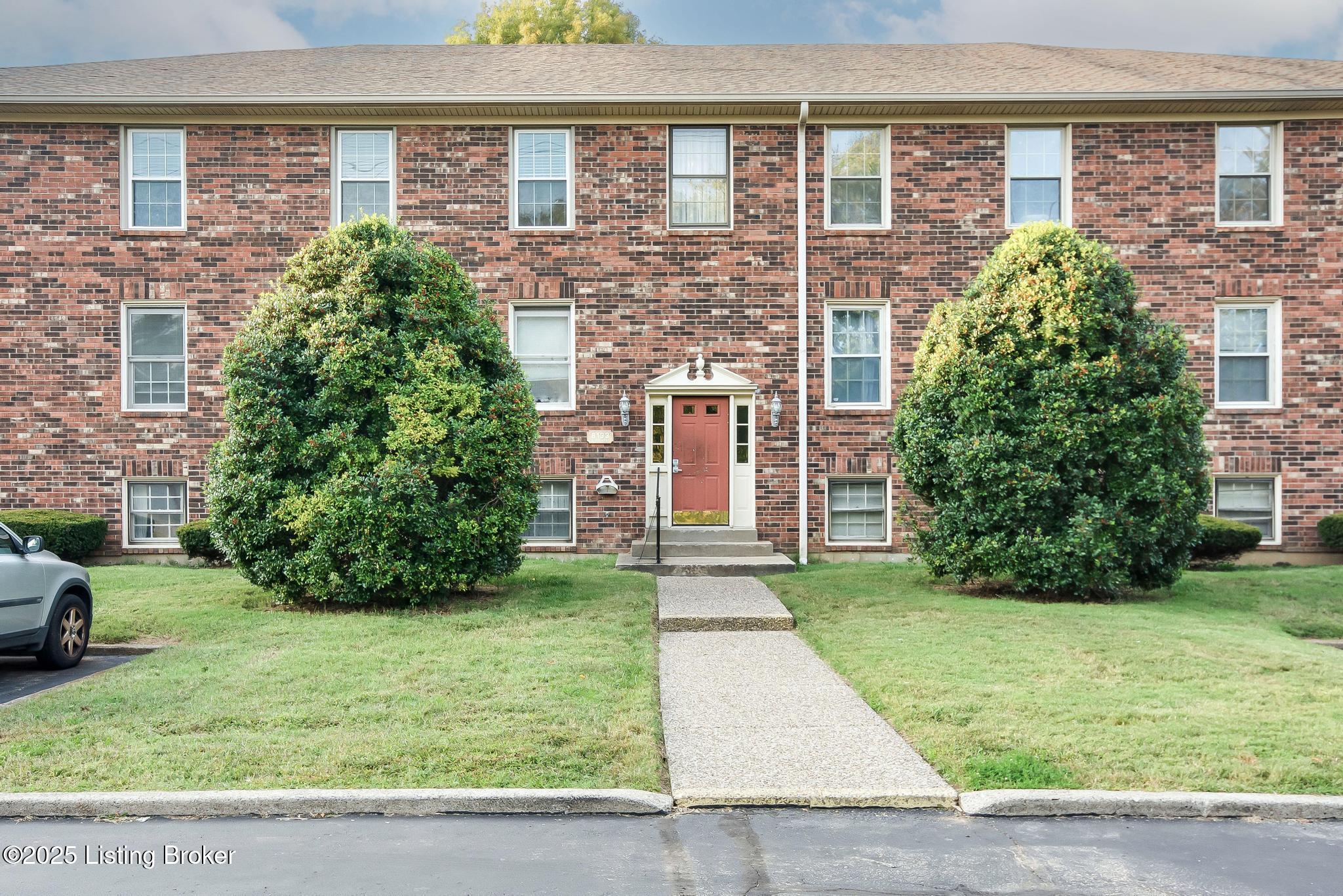 8133 Lake Ave B9 Property Photo 2