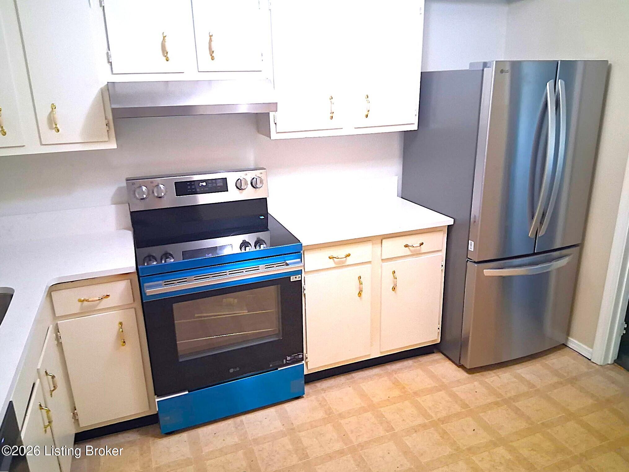 8133 Lake Ave B9 Property Photo 13