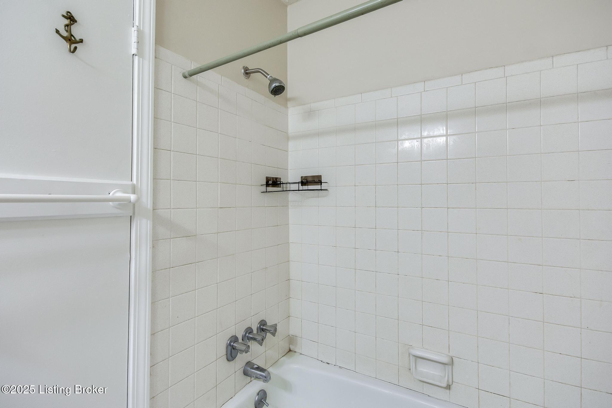 8133 Lake Ave B9 Property Photo 25