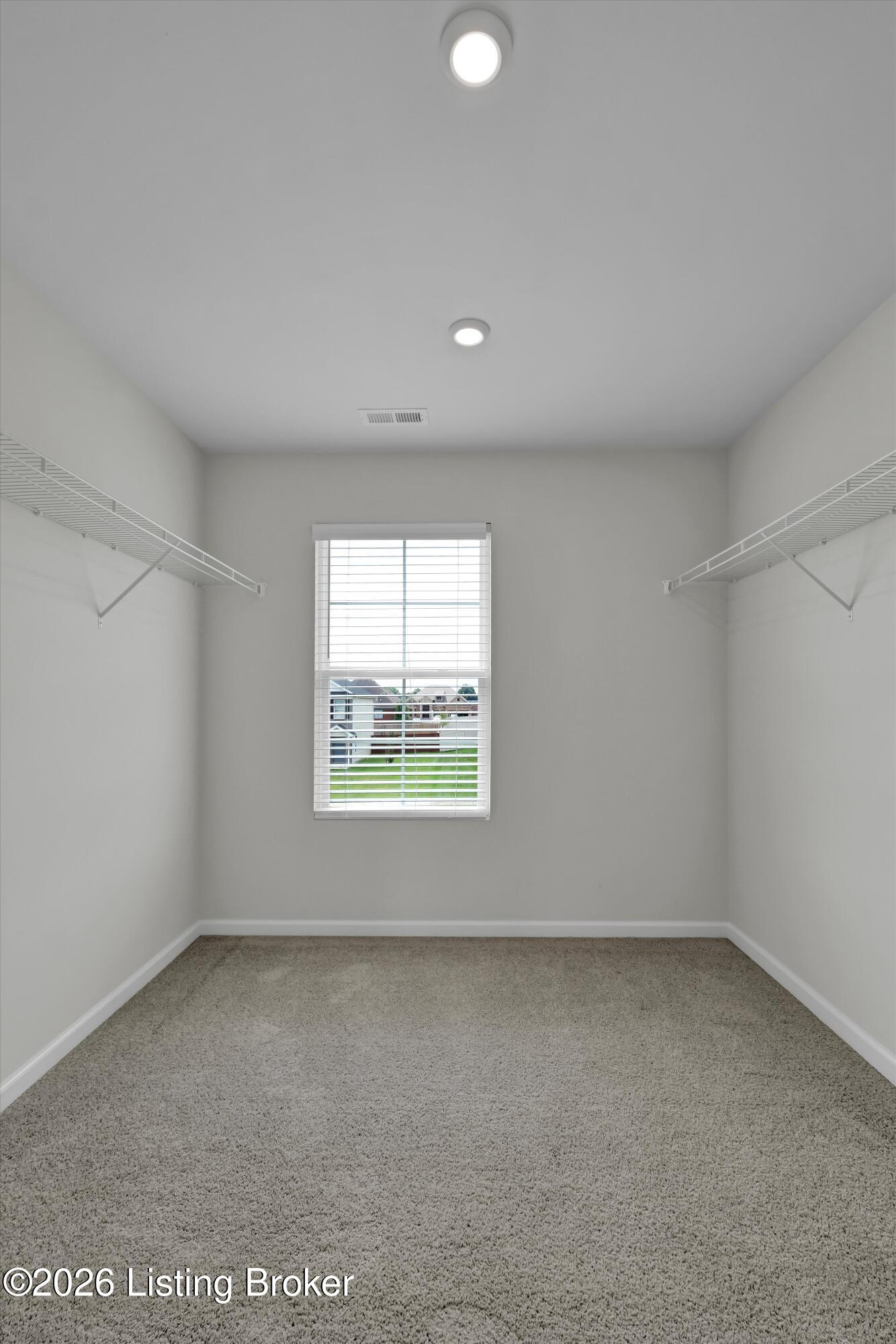 1061 Shady Brook Ln Property Photo 23