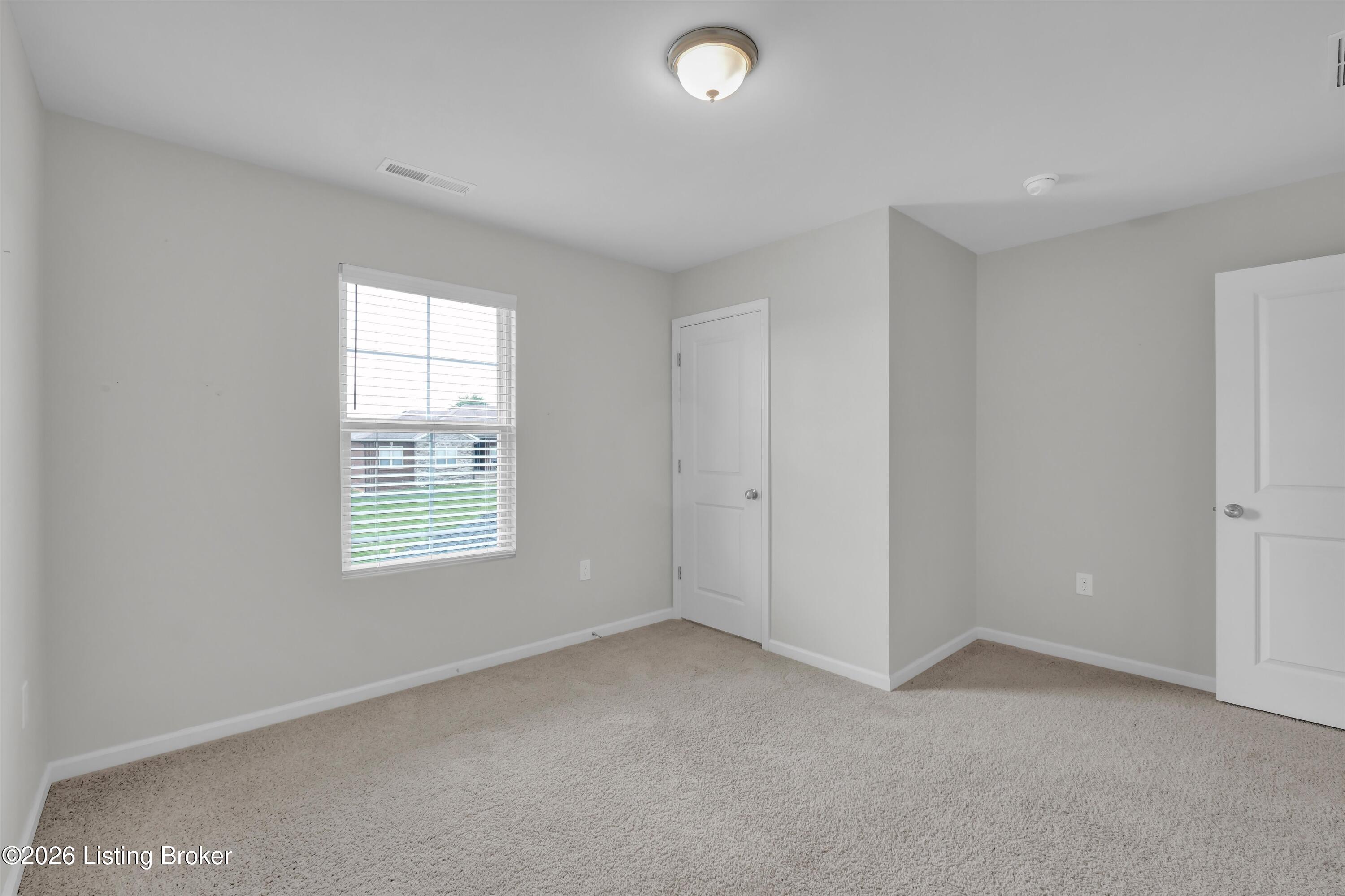 1061 Shady Brook Ln Property Photo 27