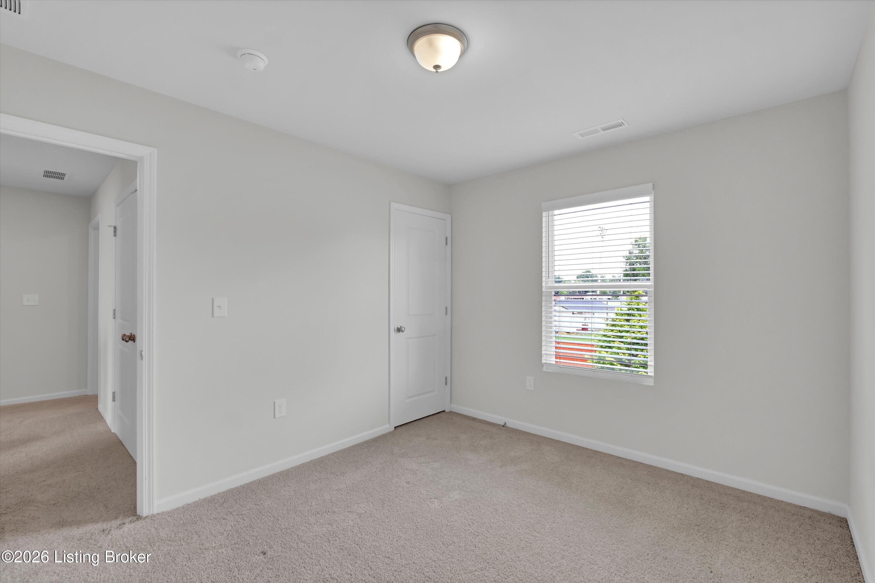 1061 Shady Brook Ln Property Photo 30