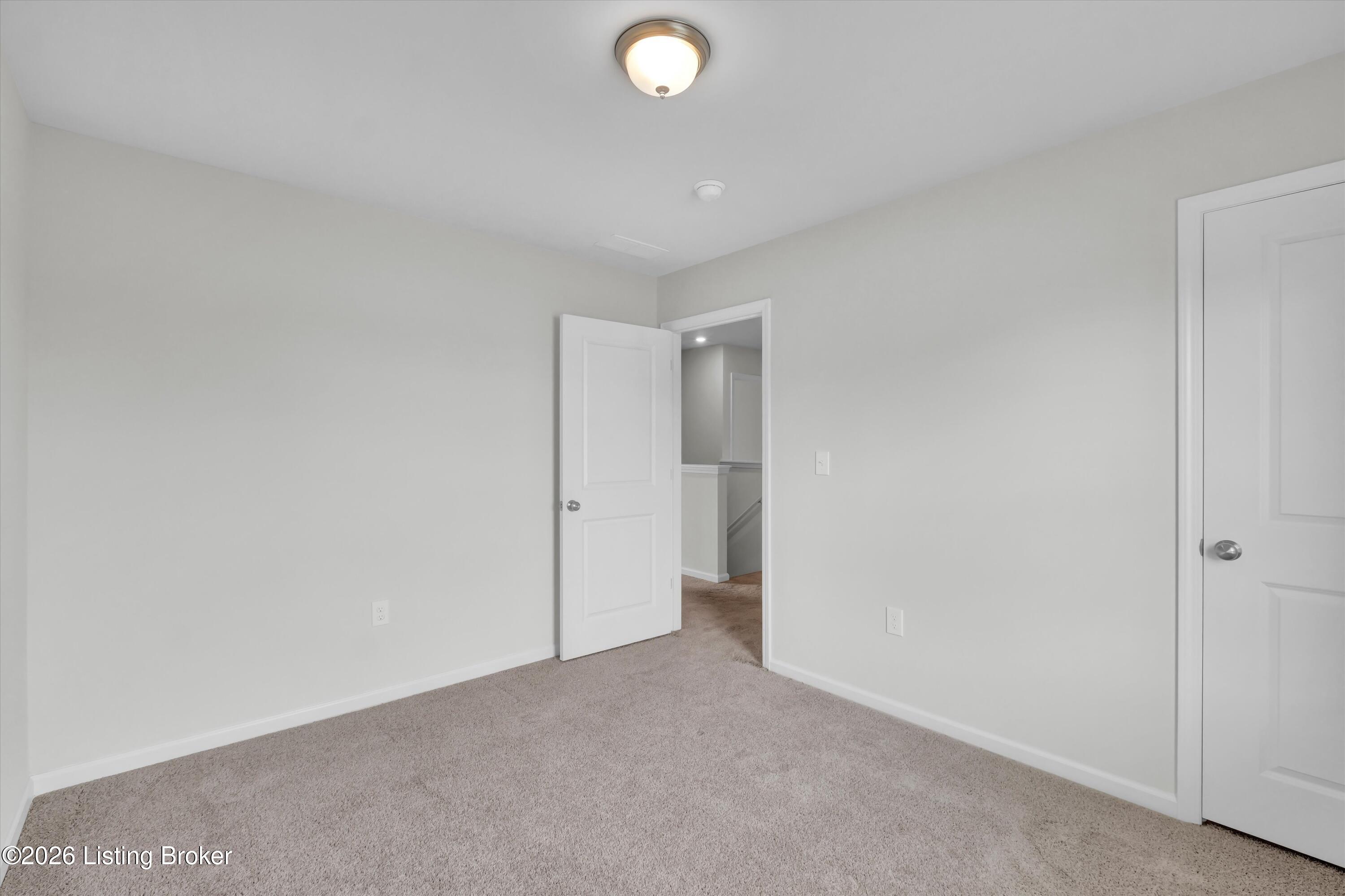 1061 Shady Brook Ln Property Photo 31