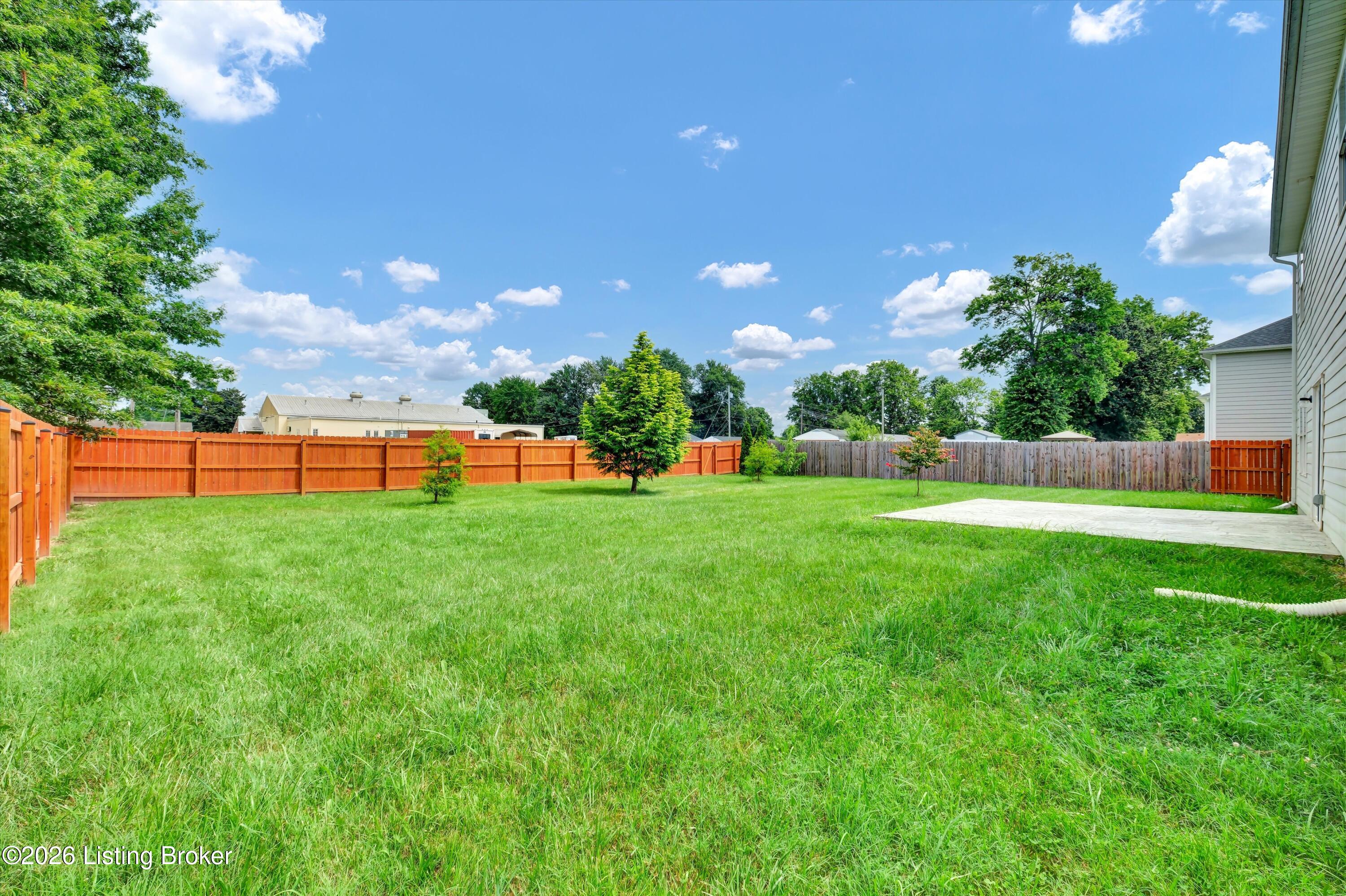 1061 Shady Brook Ln Property Photo 38