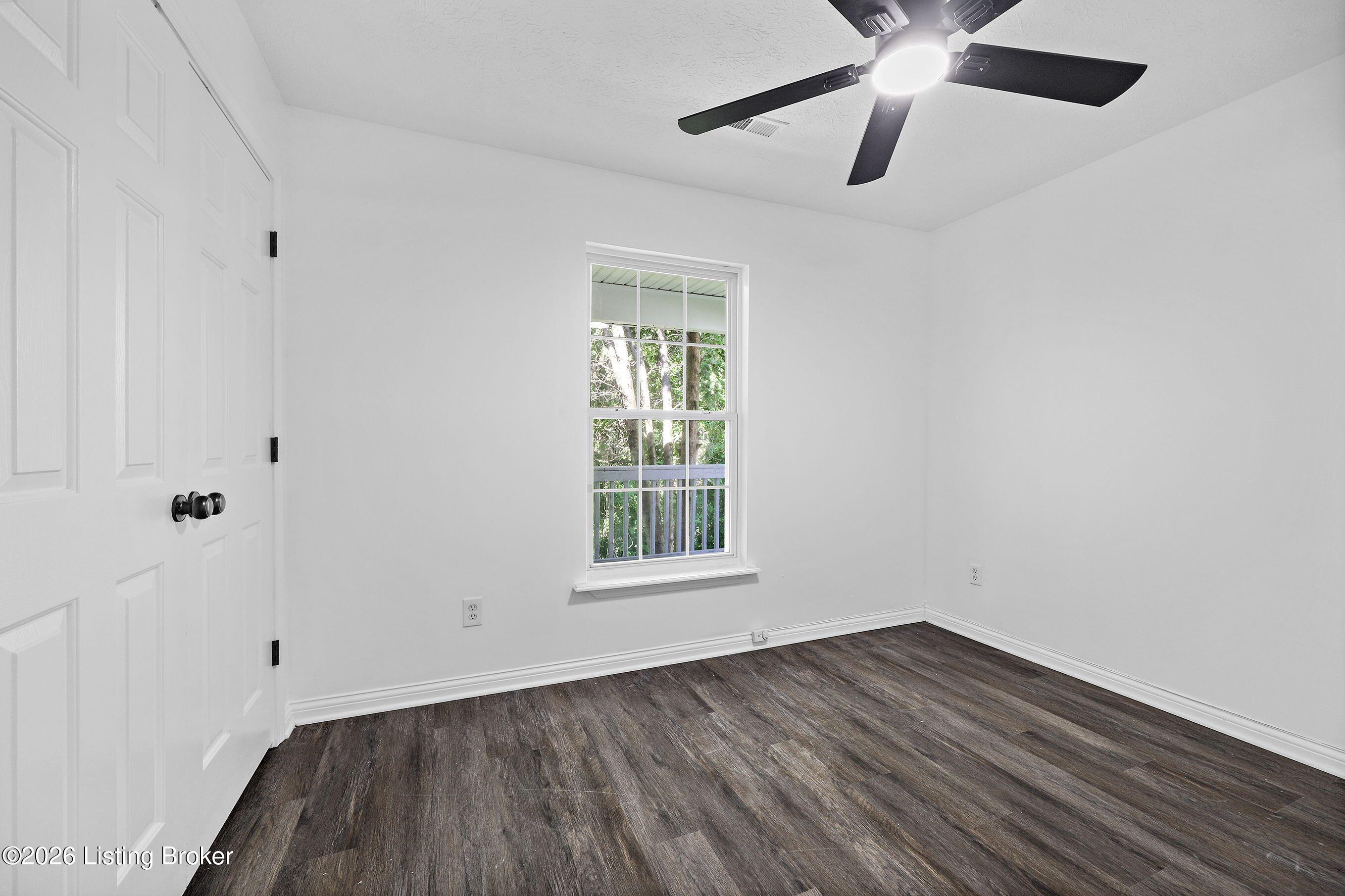 9808 Williamsborough Ln Property Photo 20