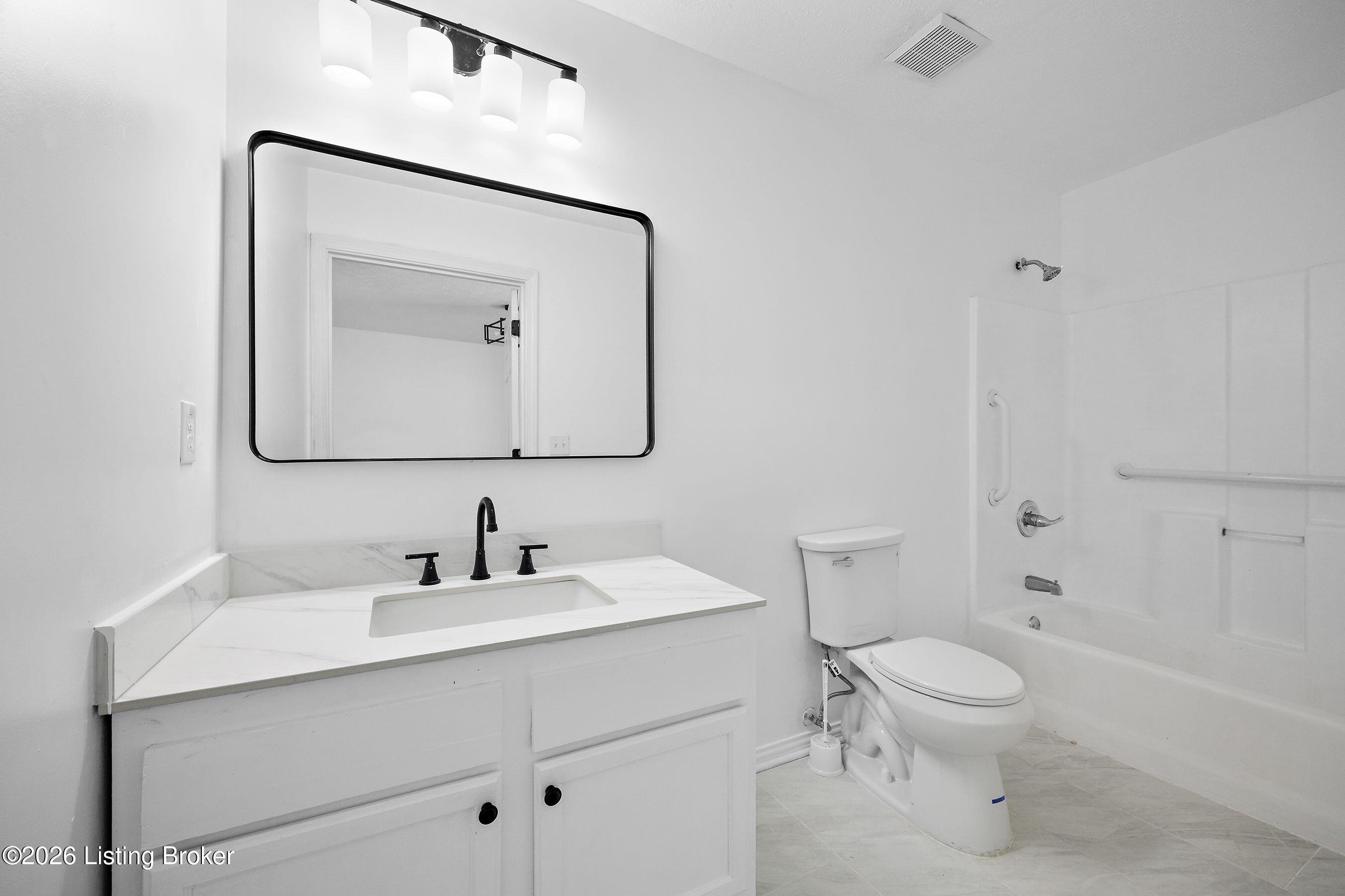9808 Williamsborough Ln Property Photo 25