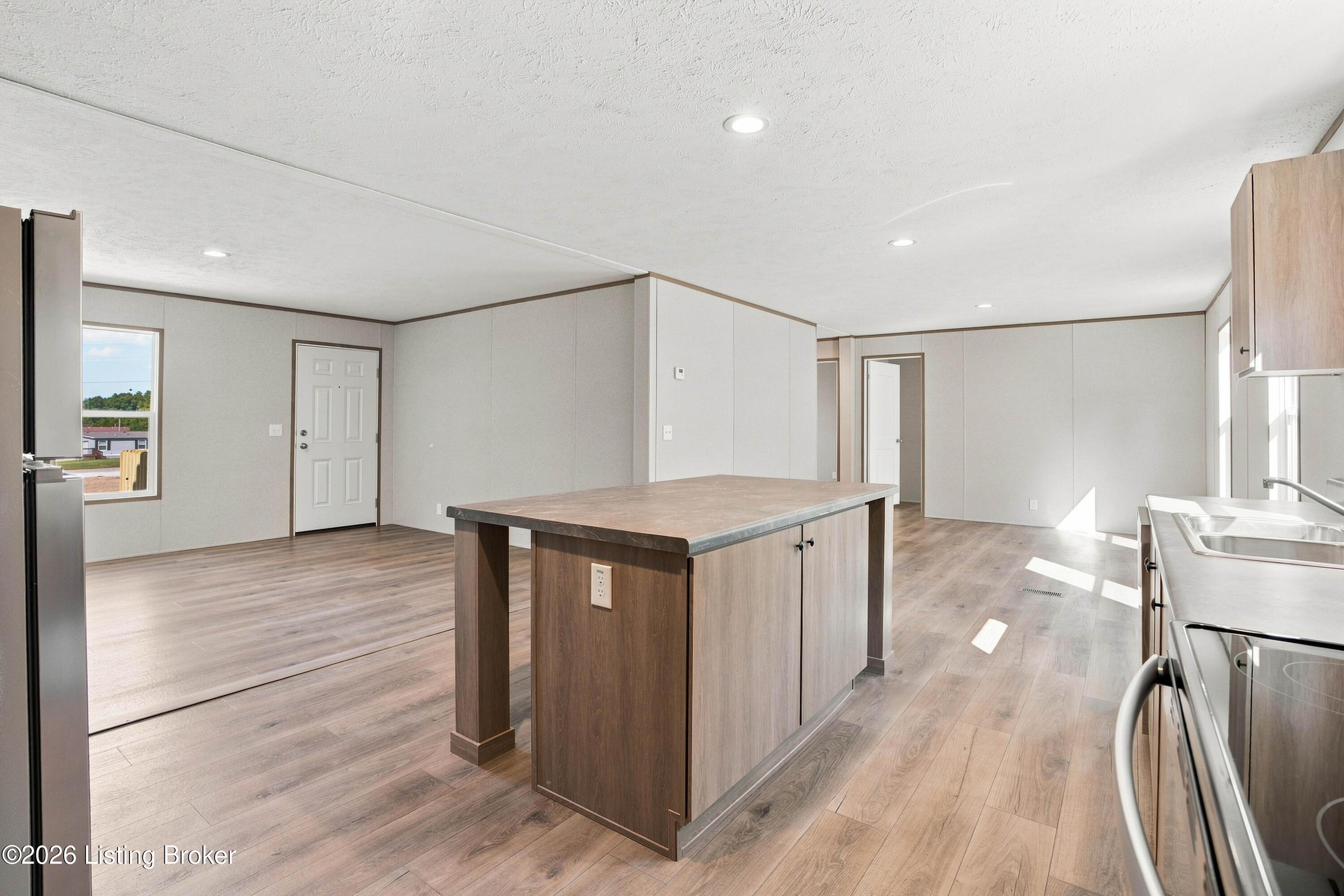 299 Mcdonald Dr Property Photo 8