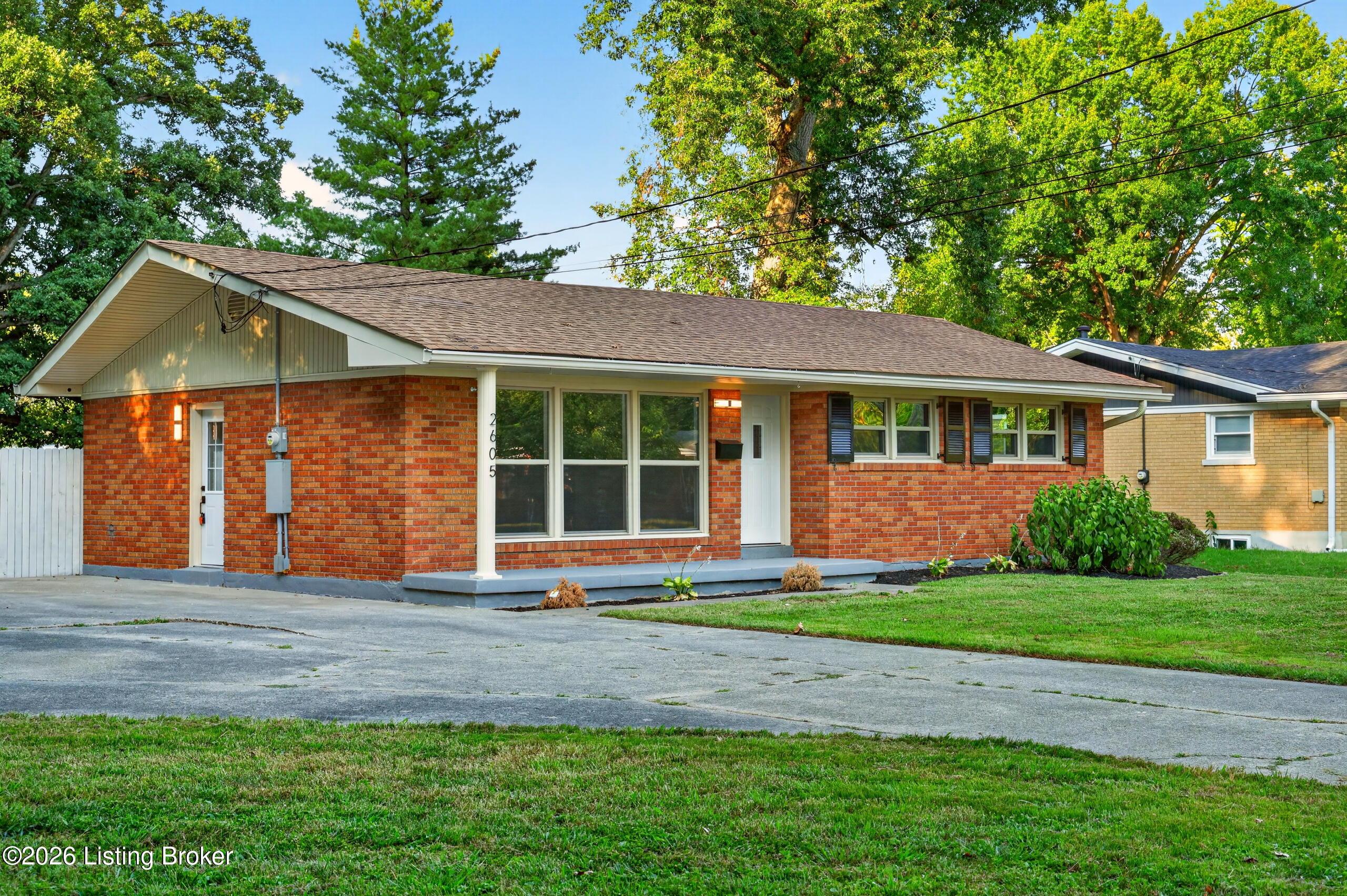 2605 Veronica Dr Property Photo 5