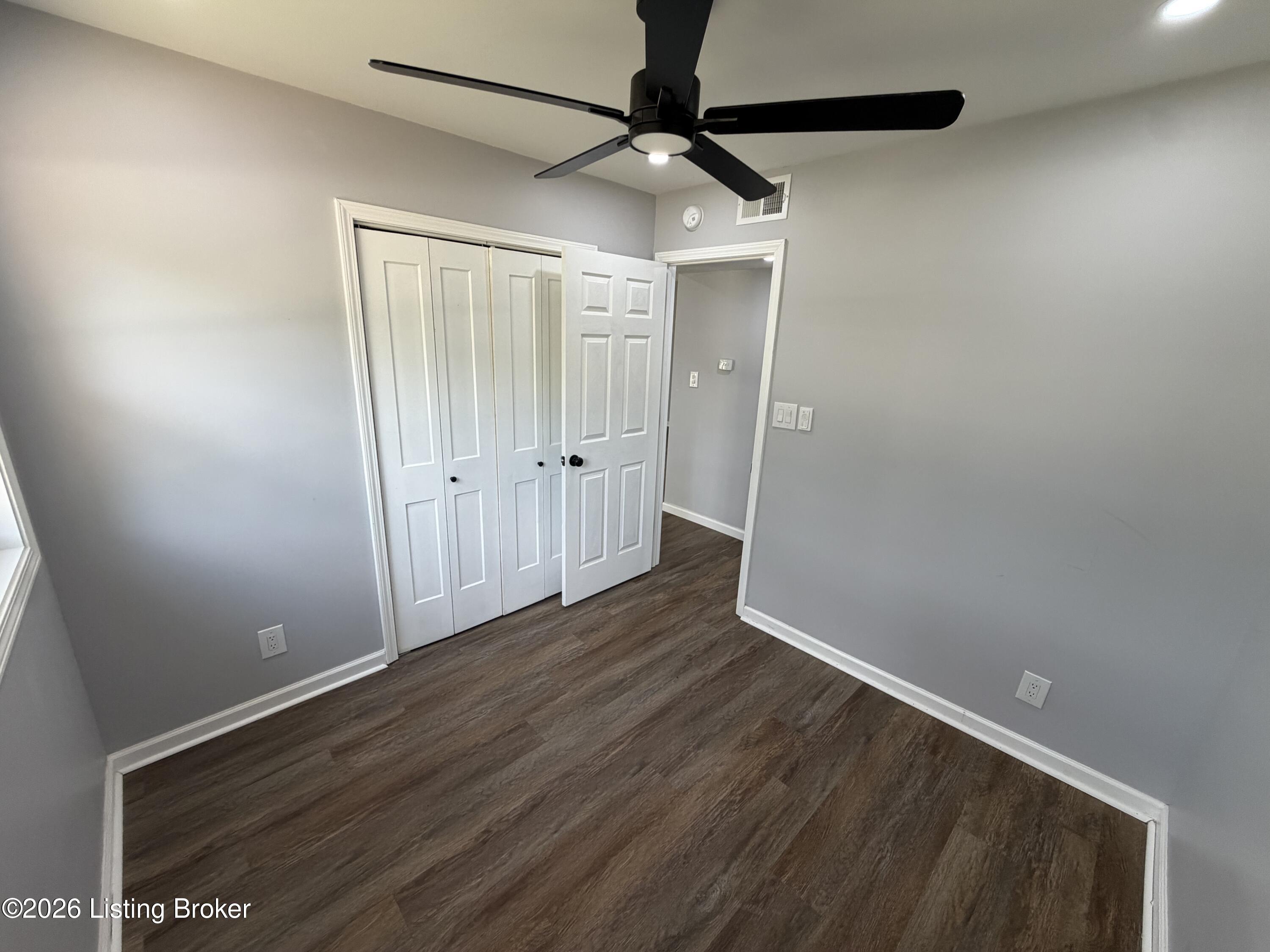 8706 Gary Way Property Photo 9