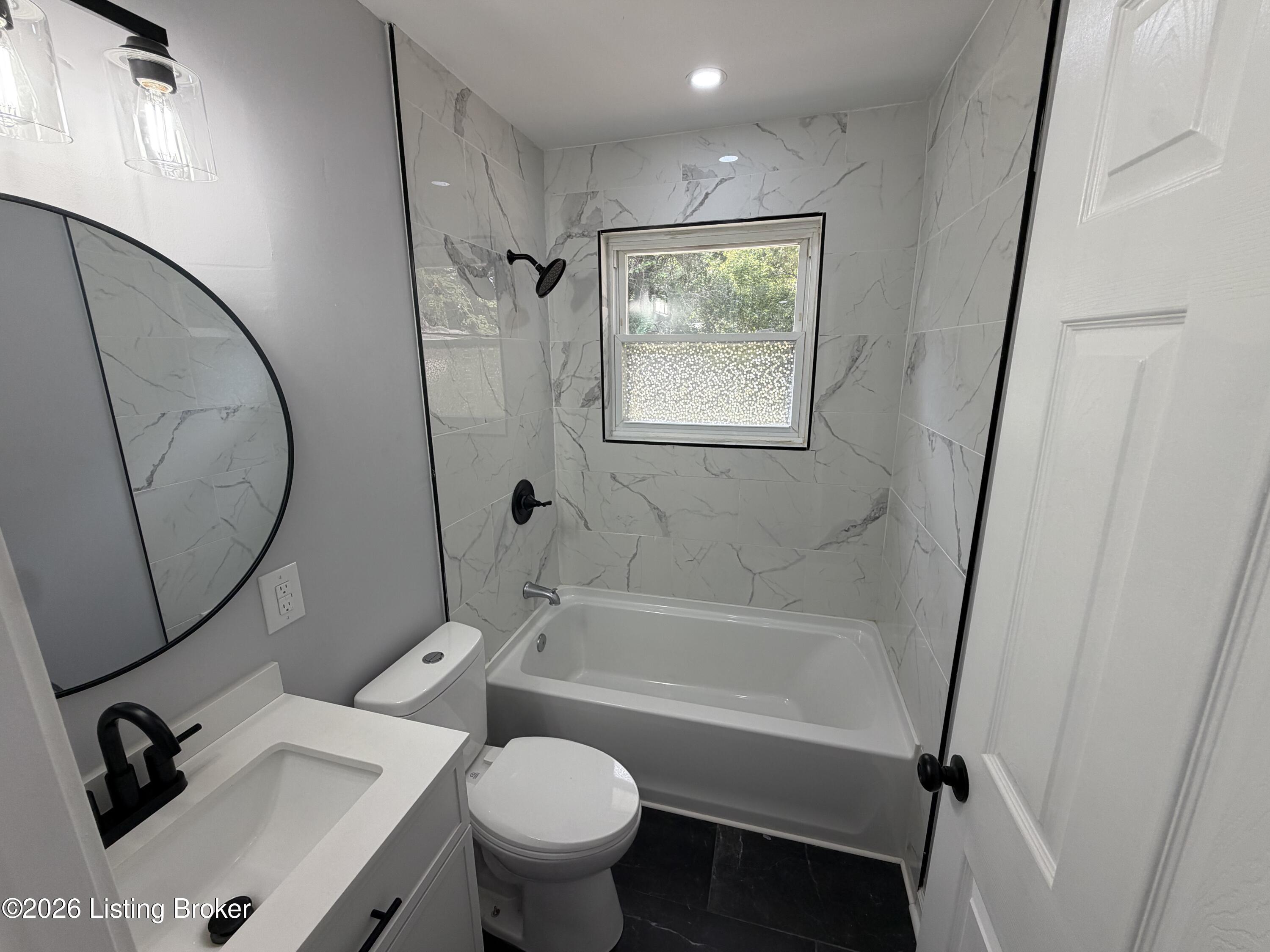 8706 Gary Way Property Photo 14
