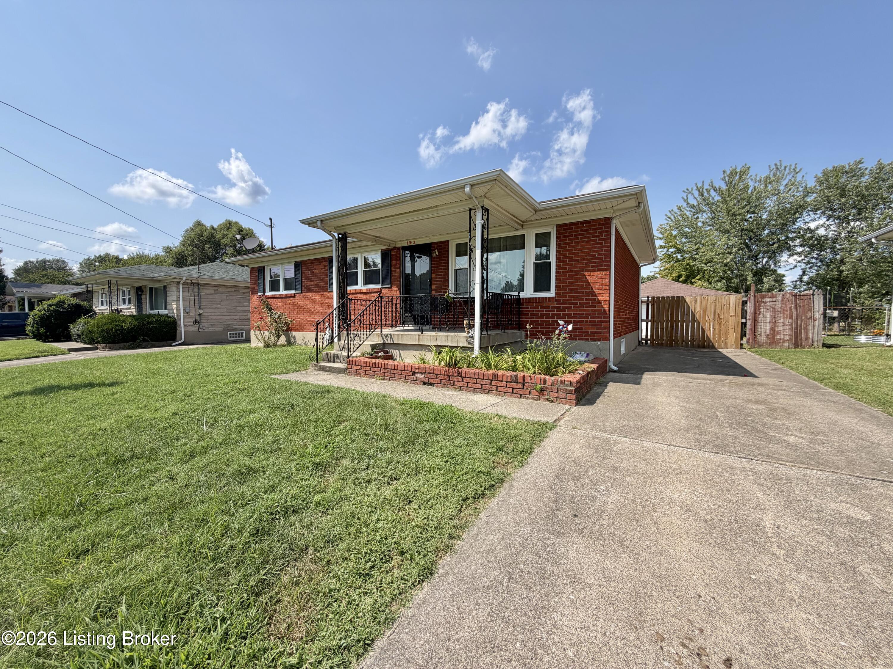 152 Crator Dr Property Photo 1