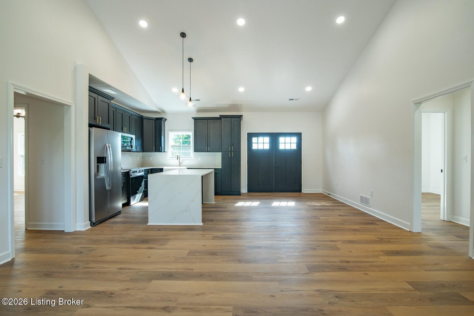 1330 Highway 401 Property Photo 10