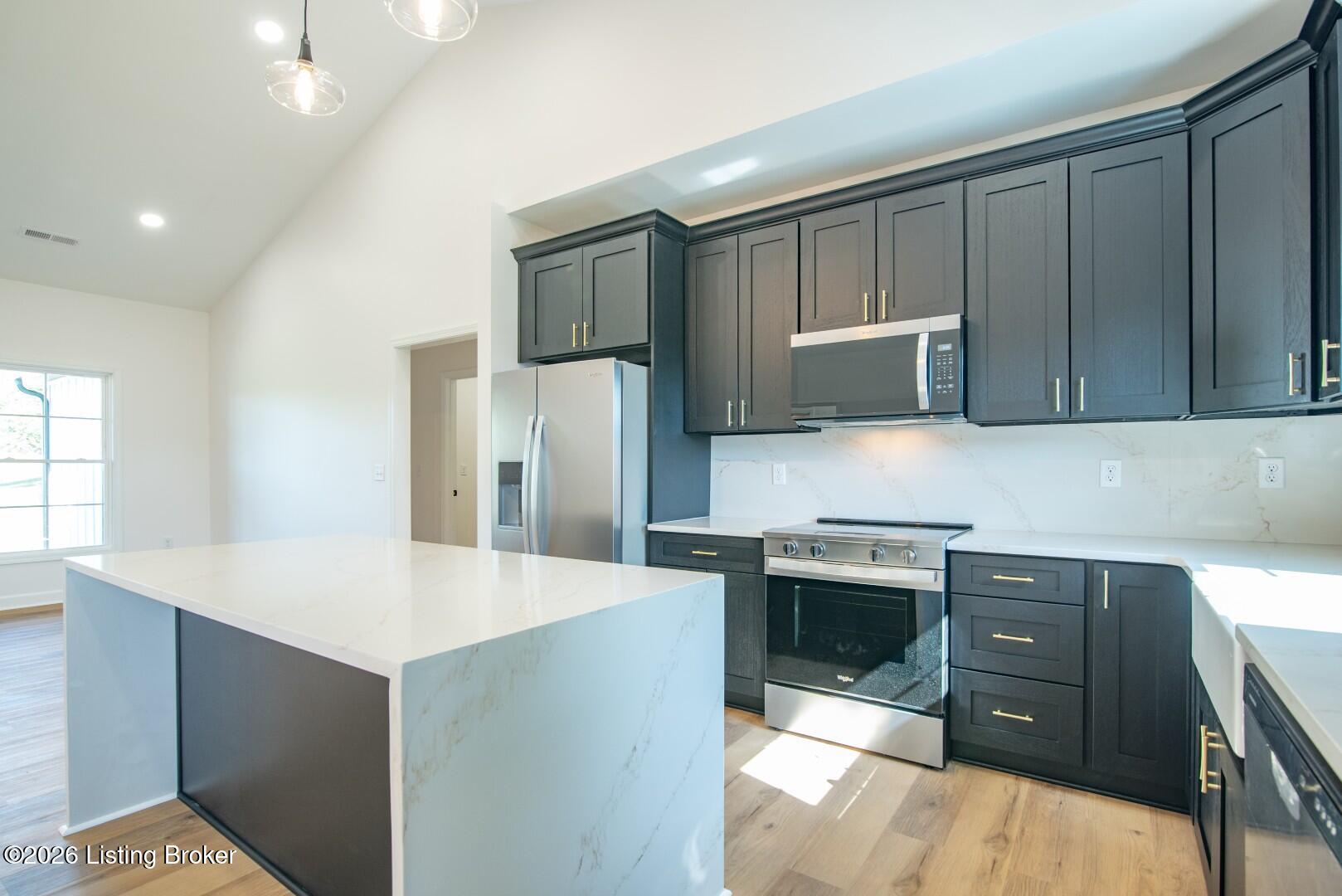 1330 Highway 401 Property Photo 17