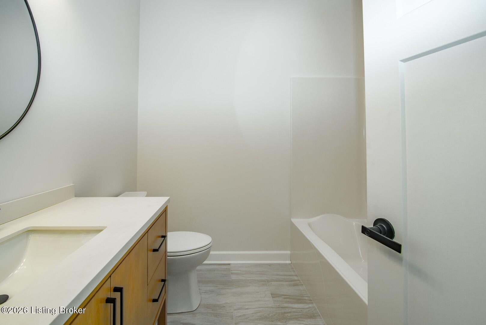 1330 Highway 401 Property Photo 44