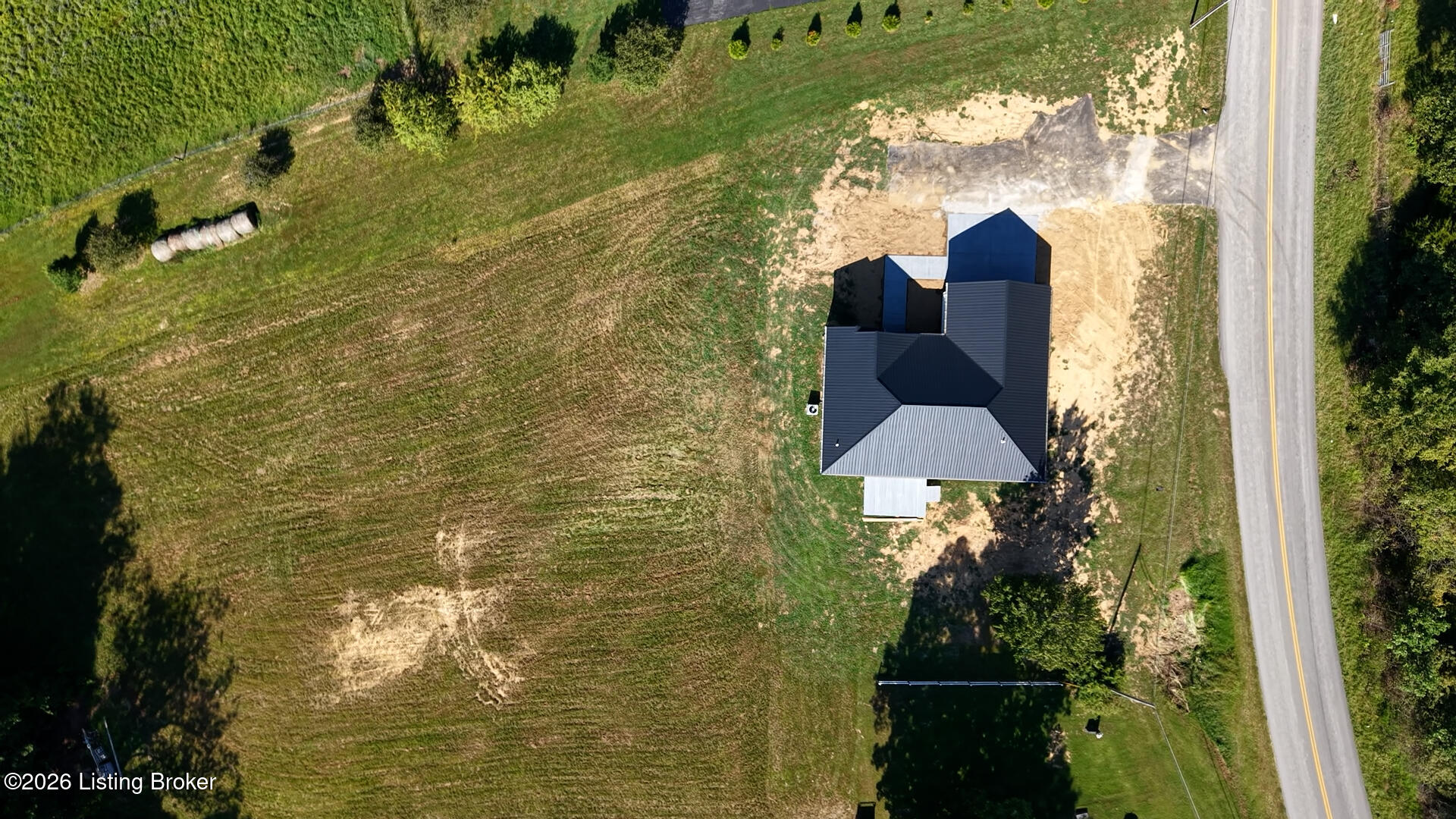 1330 Highway 401 Property Photo 51