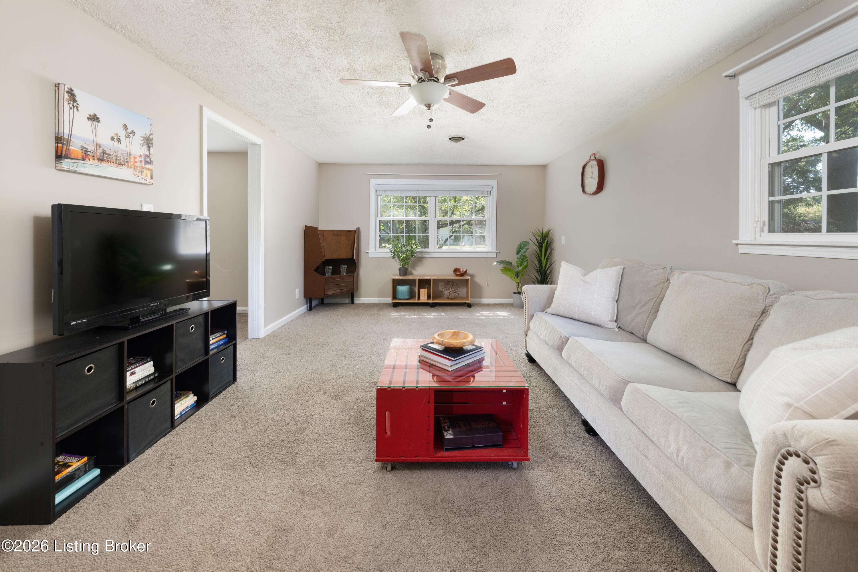 4311 Lynnbrook Dr Property Photo 5