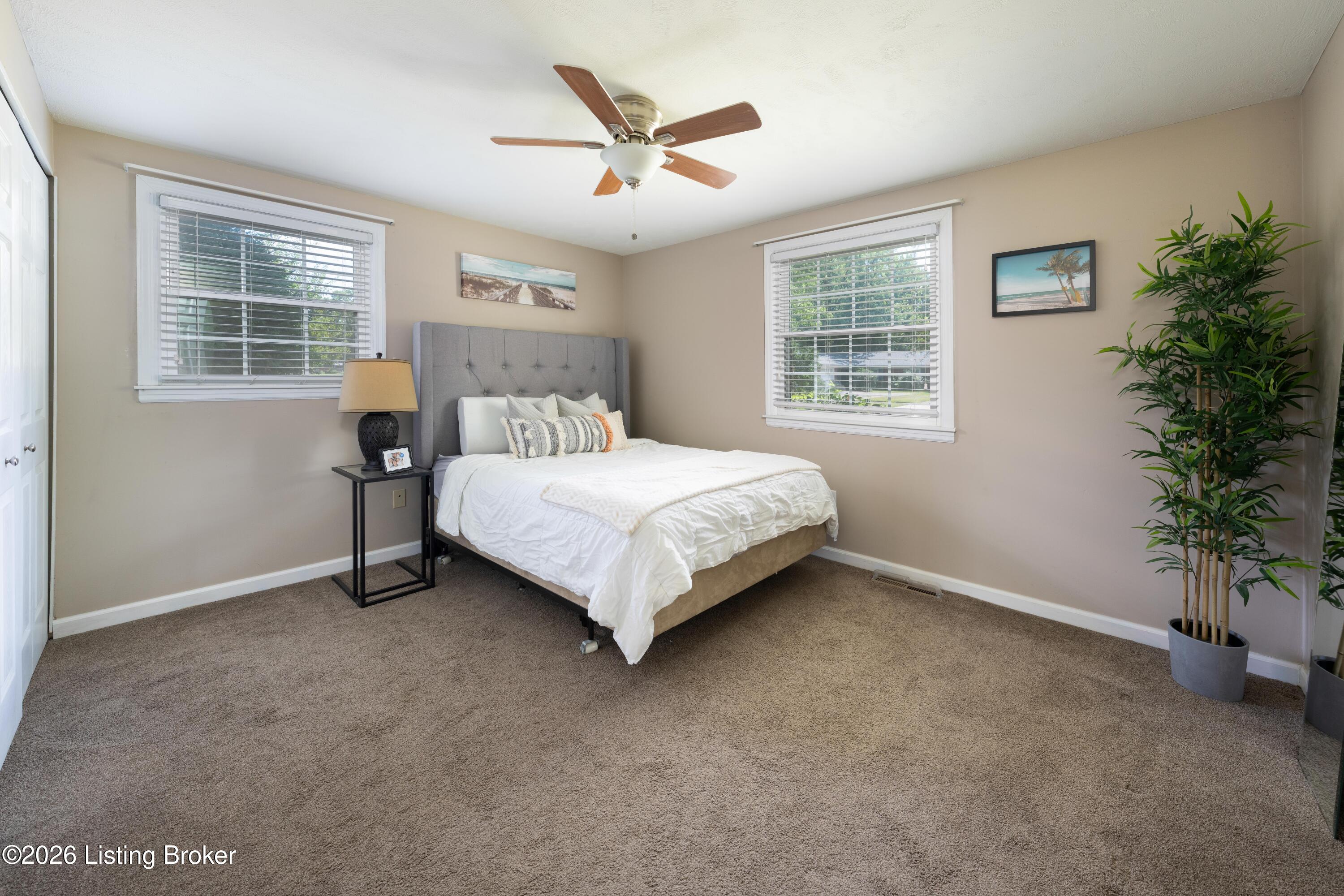 4311 Lynnbrook Dr Property Photo 23