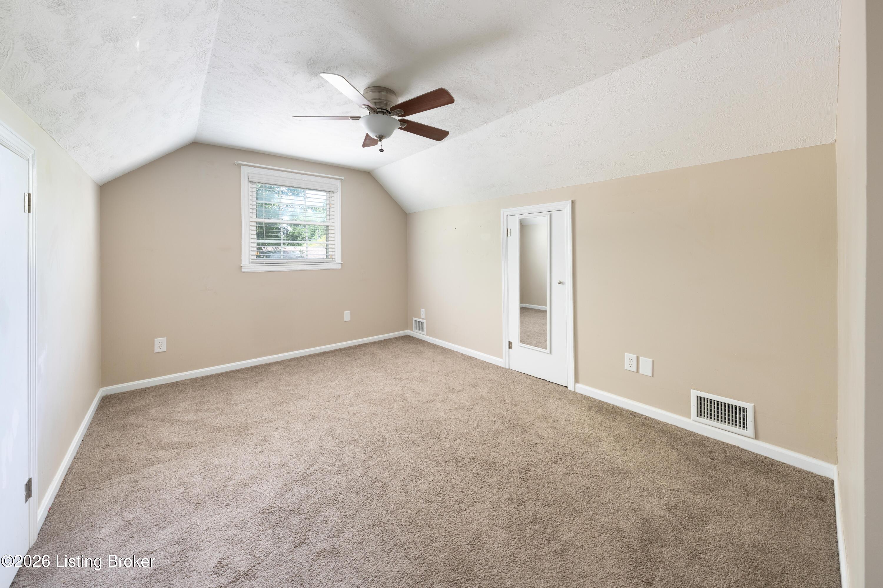 4311 Lynnbrook Dr Property Photo 25