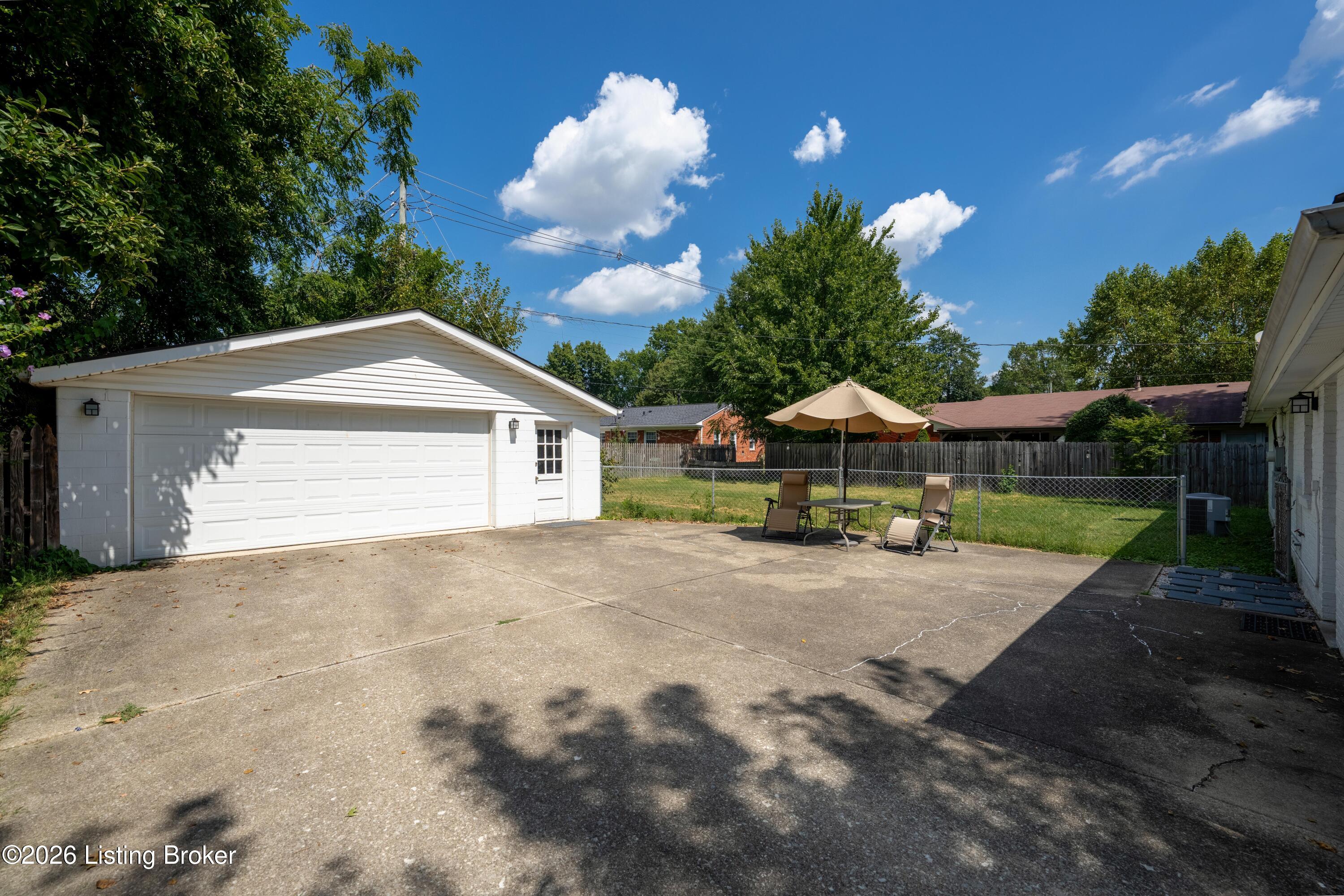 4311 Lynnbrook Dr Property Photo 30