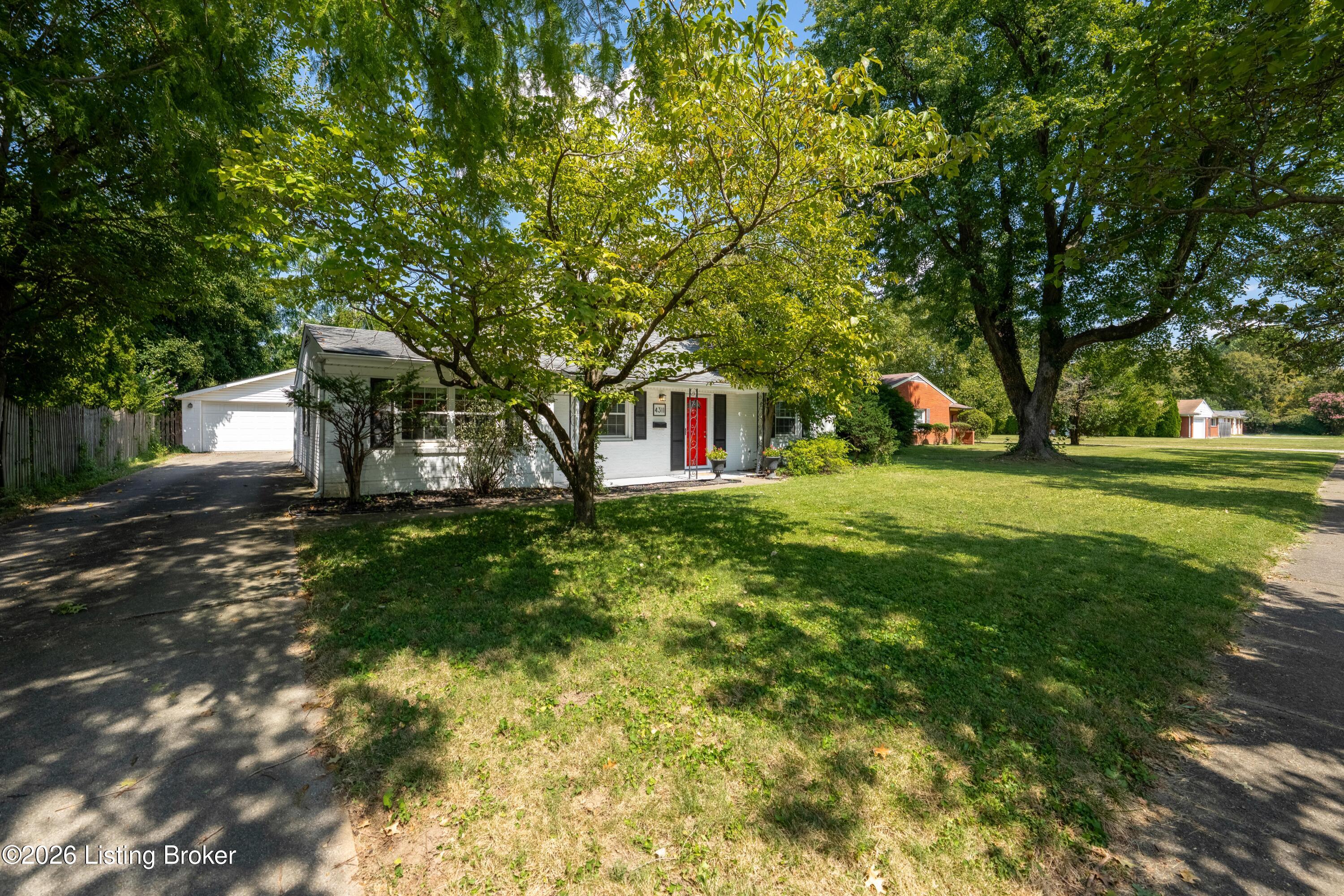4311 Lynnbrook Dr Property Photo 35