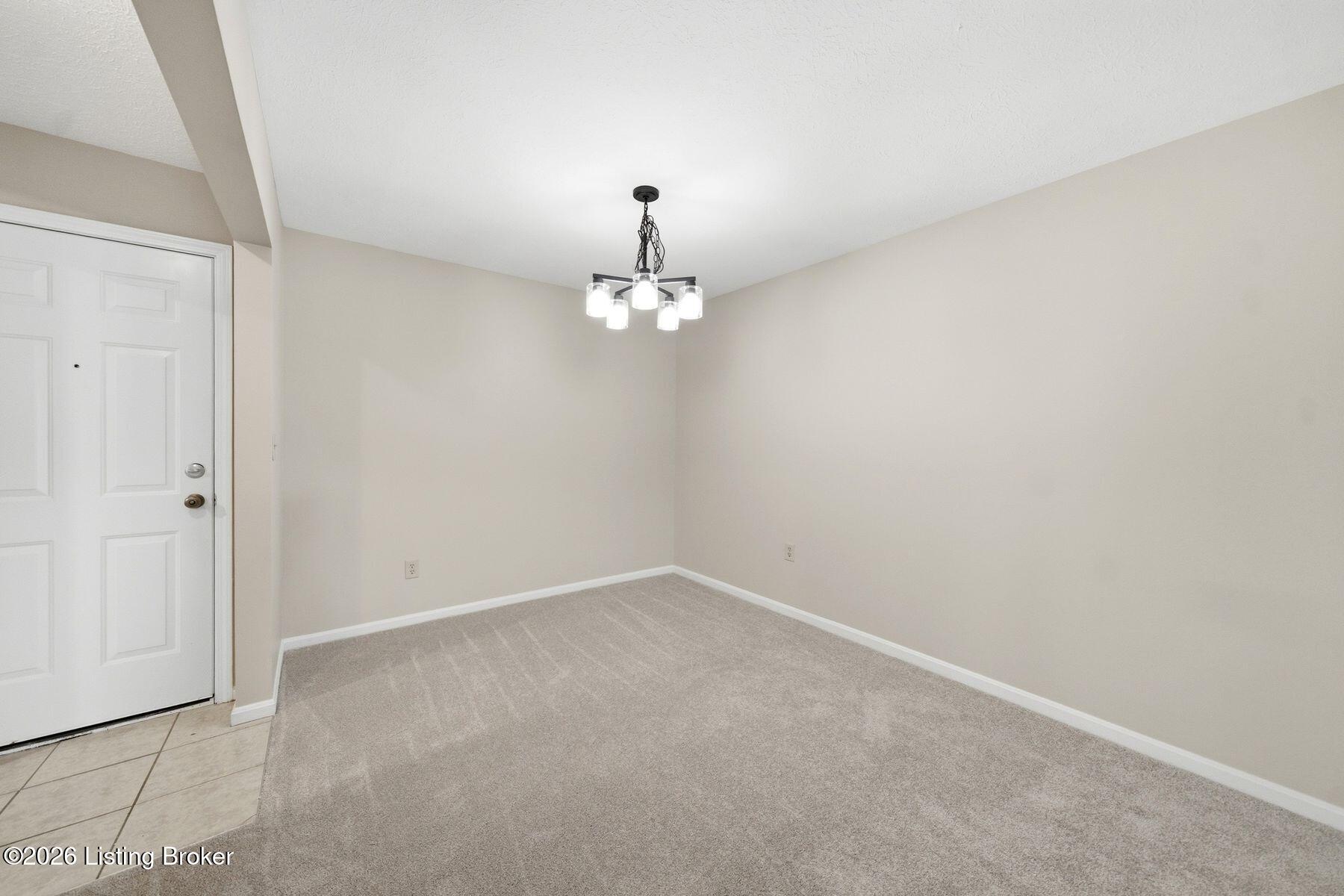 708 La Fontenay Ct Property Photo 6
