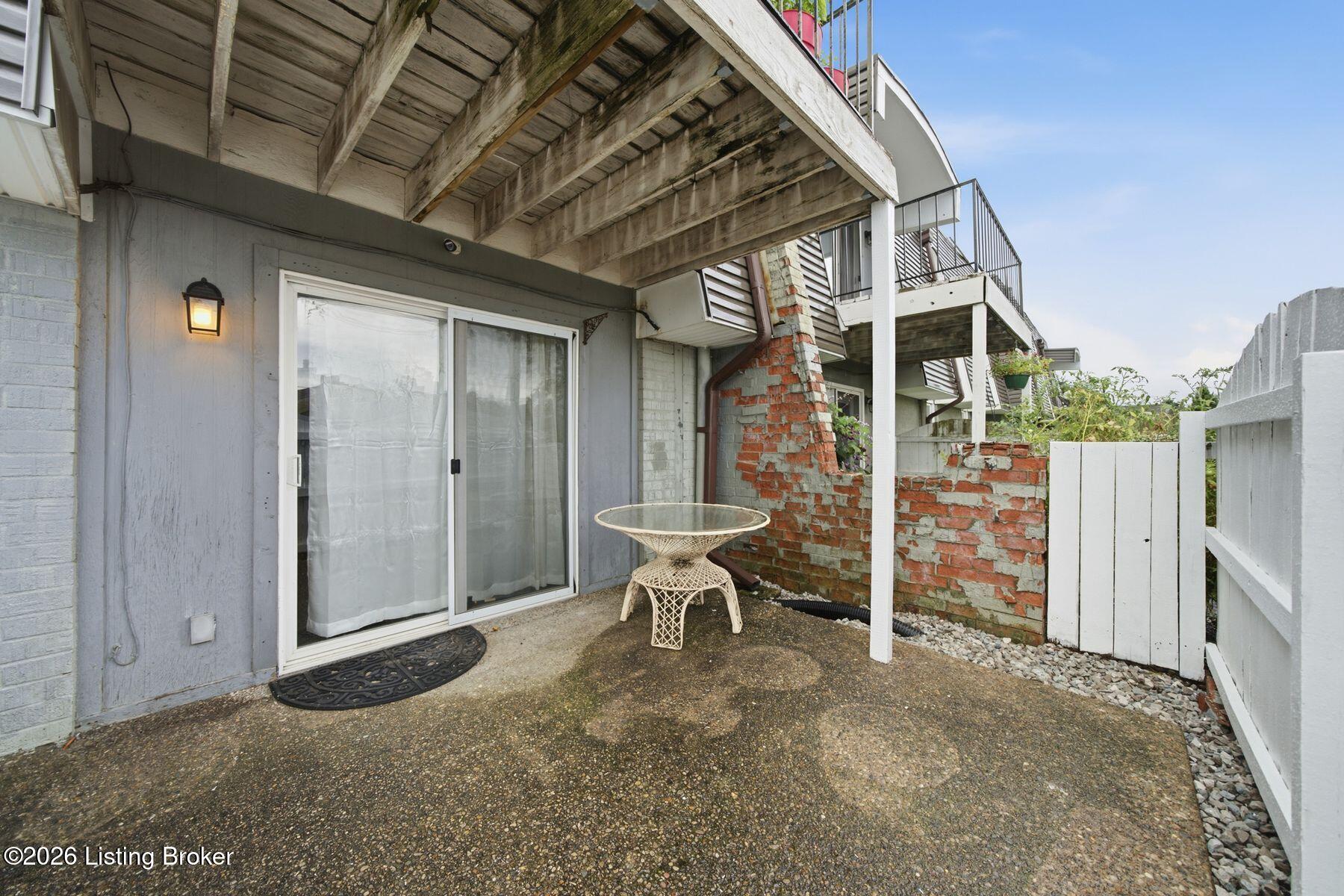 708 La Fontenay Ct Property Photo 33
