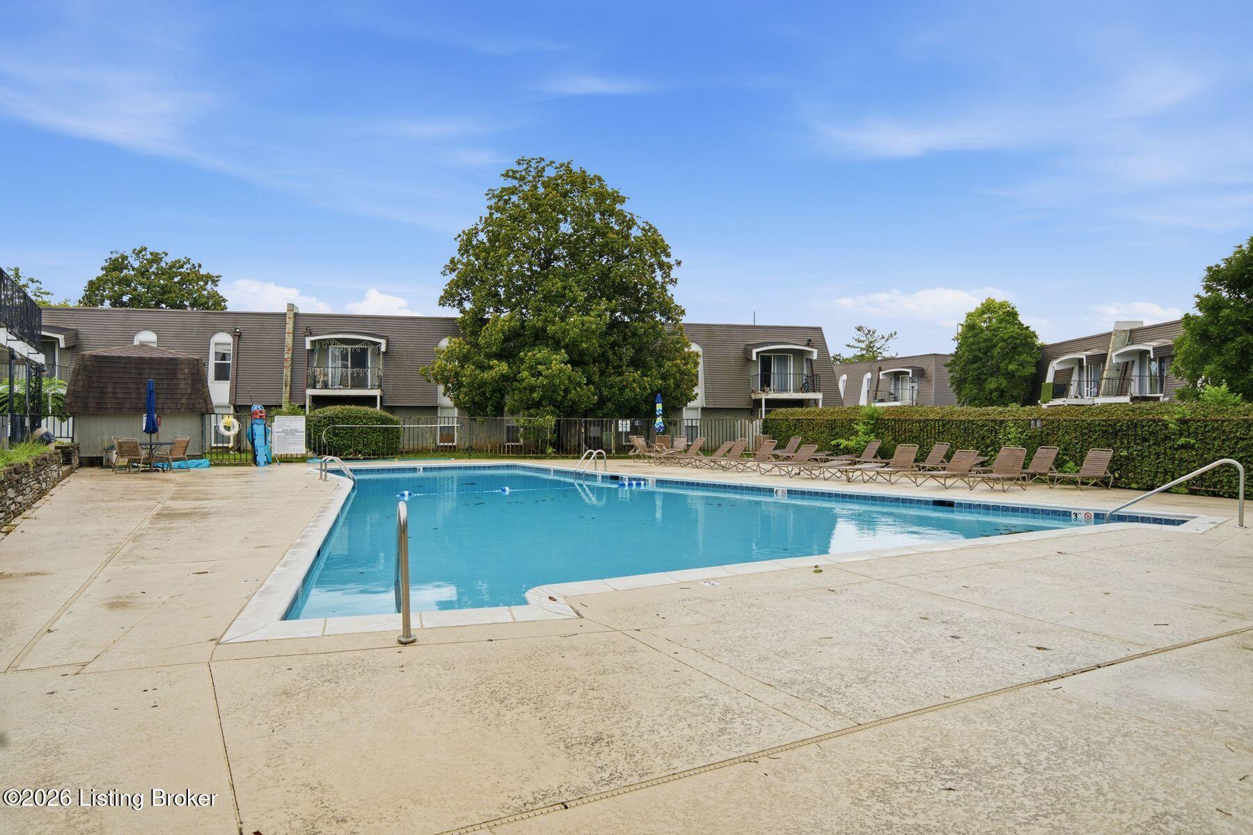 708 La Fontenay Ct Property Photo 45