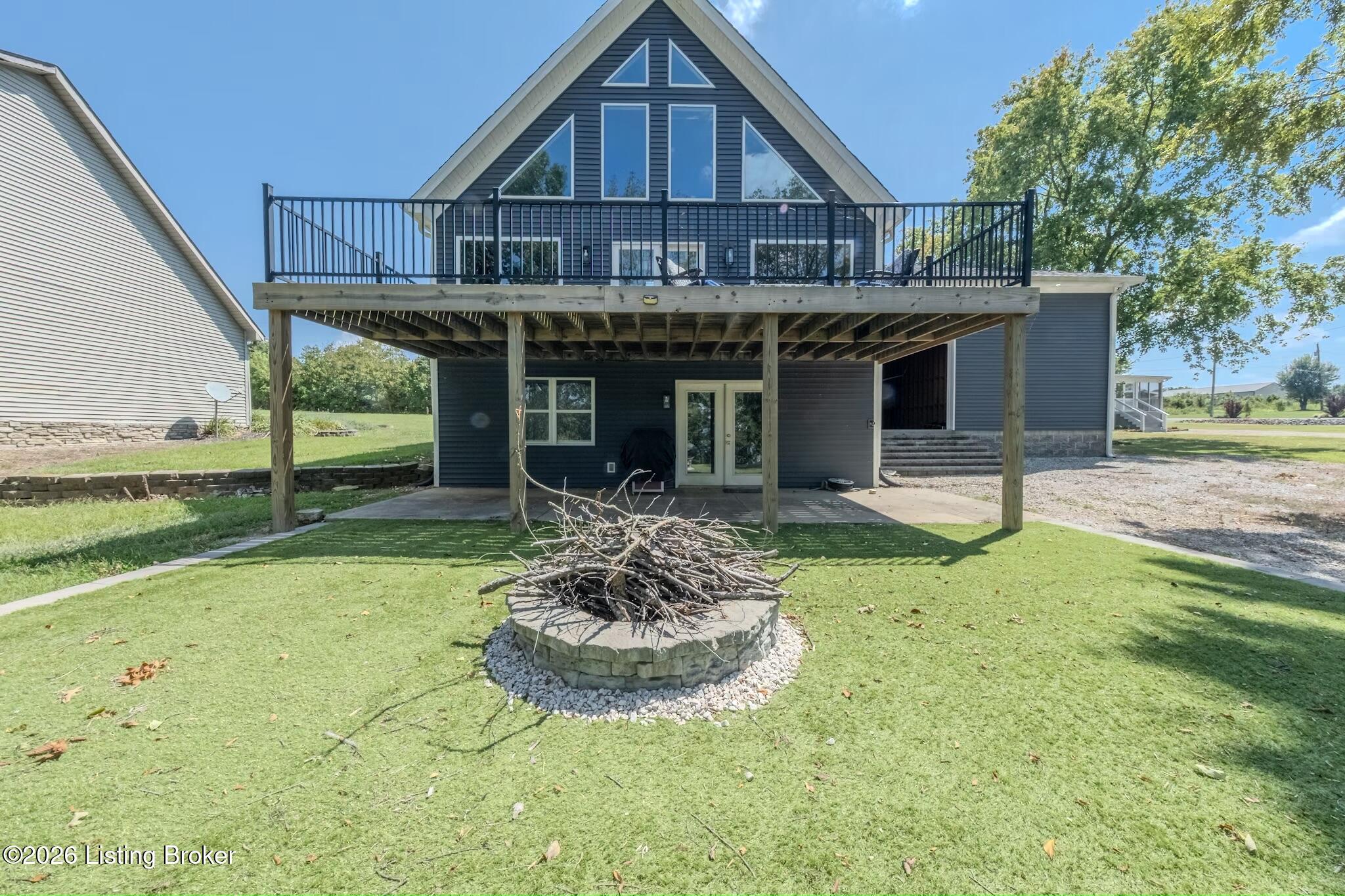 1519 Sandy Beach Ln Property Photo 69