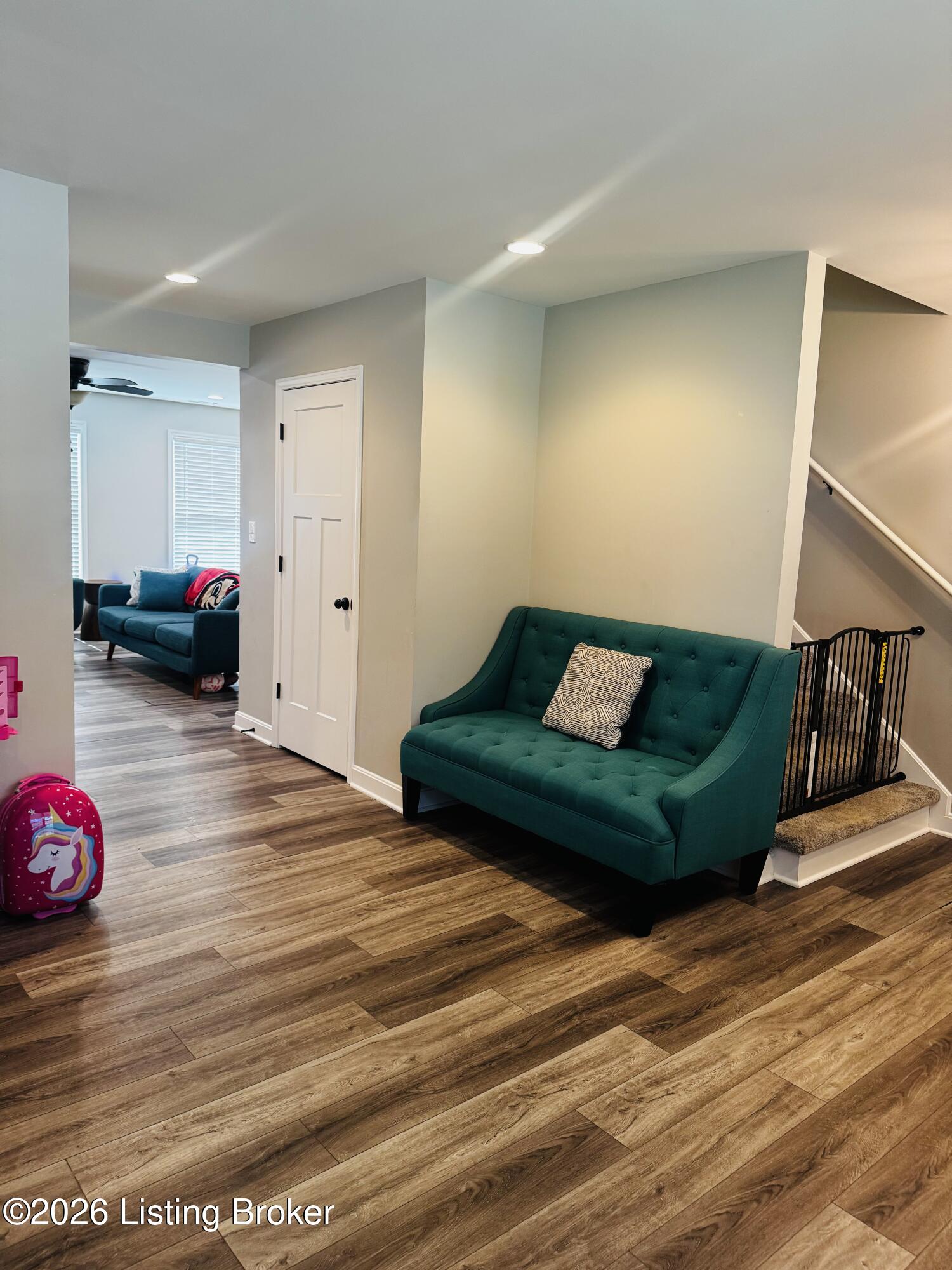 10504 Church Ct Property Photo 5