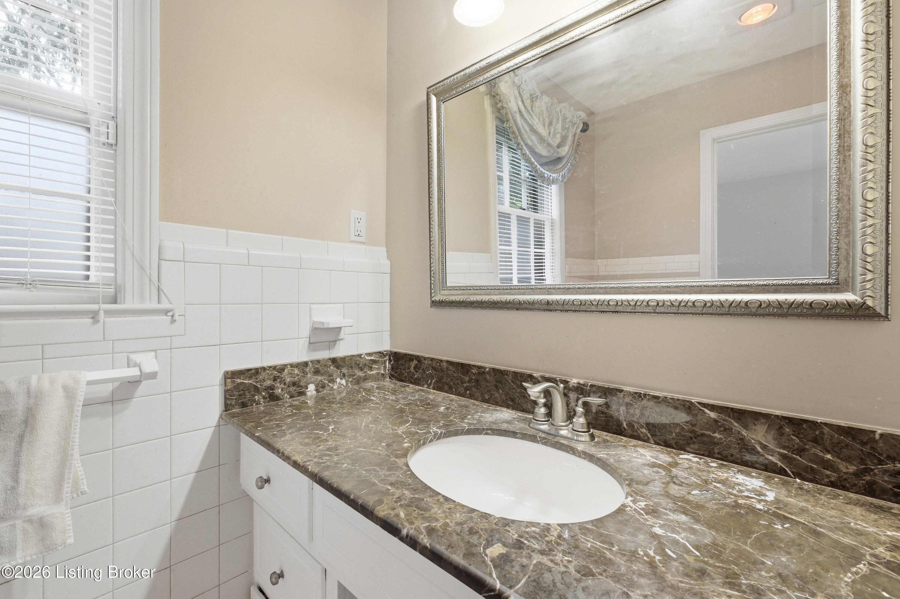 3217 Dundee Rd Property Photo 41